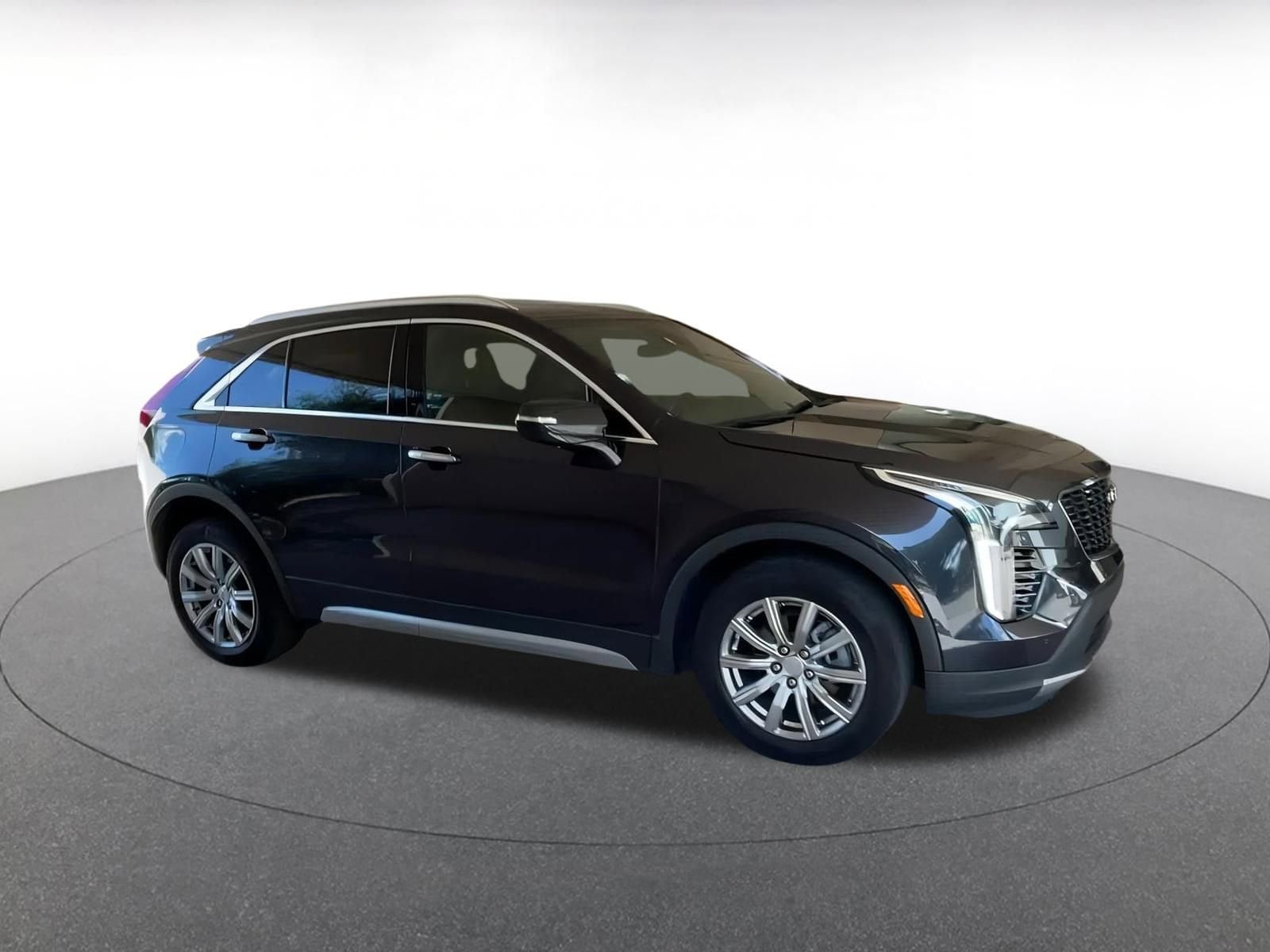 Thumbnail: 2023 Cadillac XT4 - 2