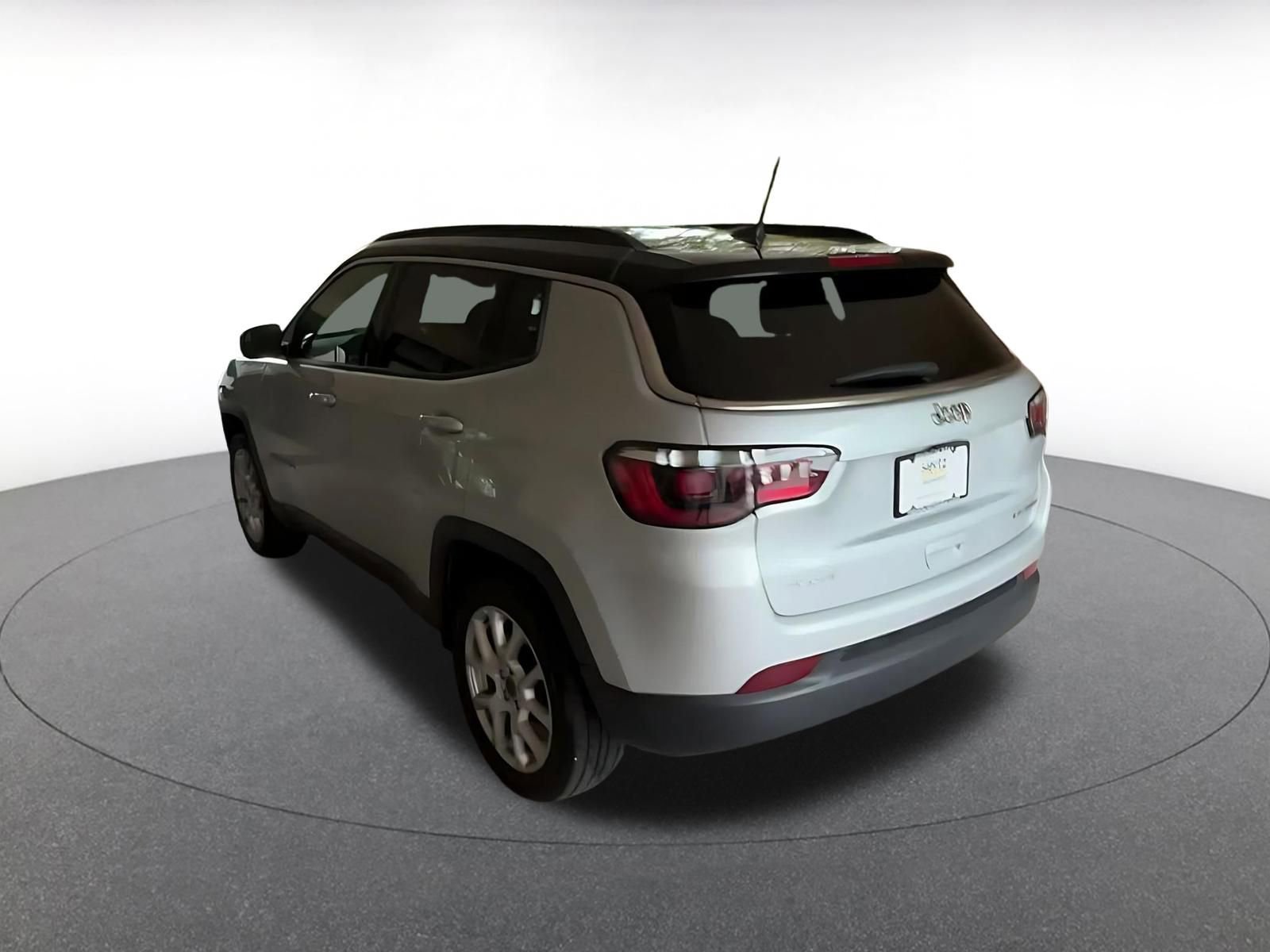 Thumbnail: 2025 Jeep Compass - 11