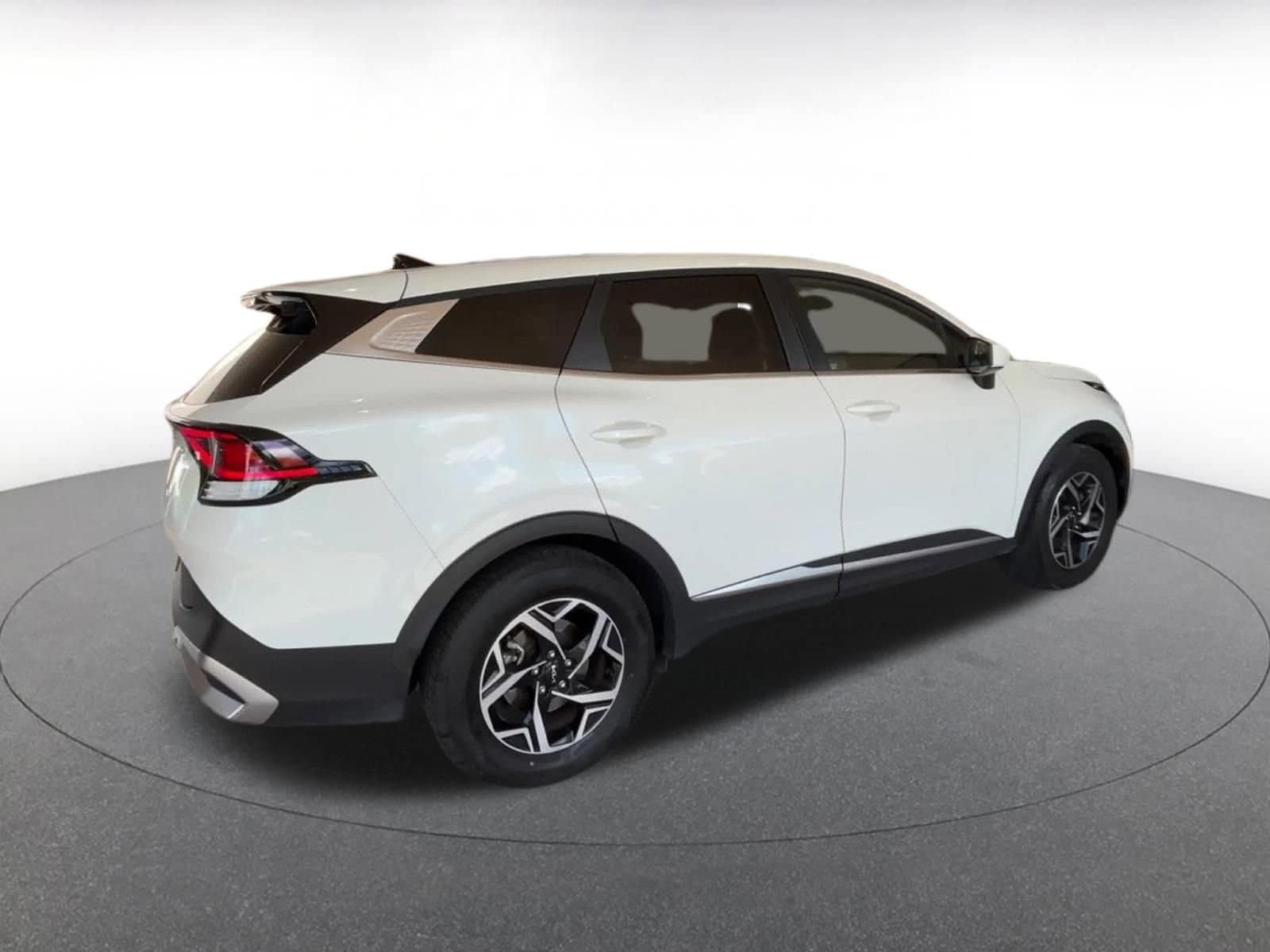 Thumbnail: 2025 Kia Sportage - 14