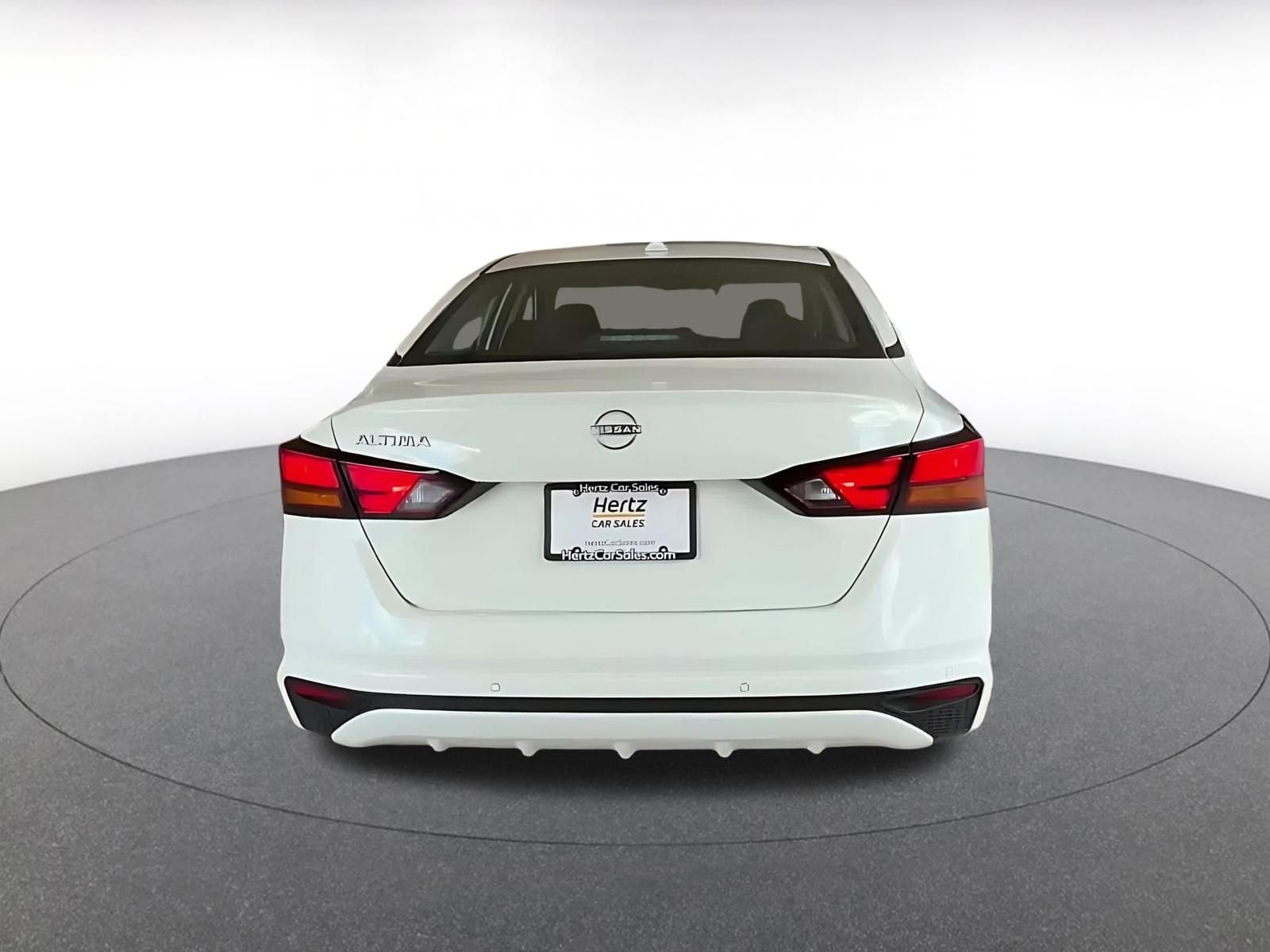 Thumbnail: 2025 Nissan Altima - 12