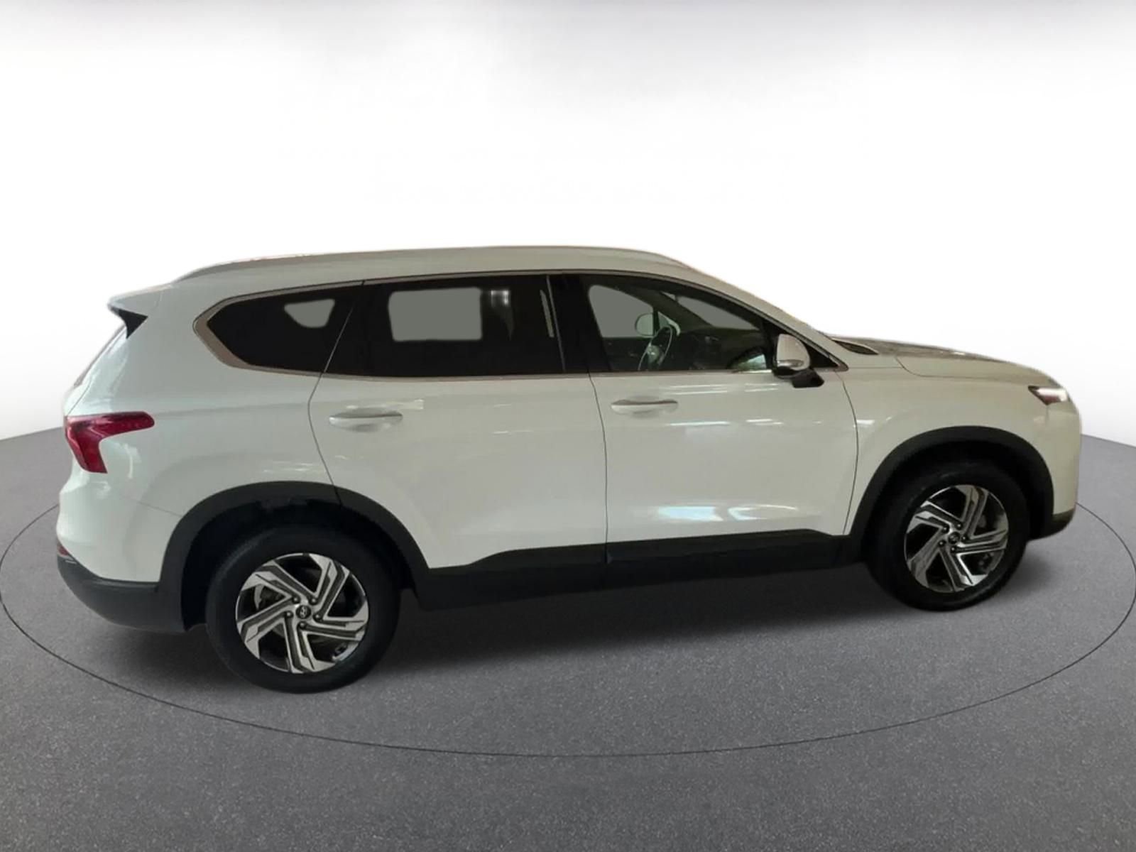 Thumbnail: 2023 Hyundai Santa Fe - 16