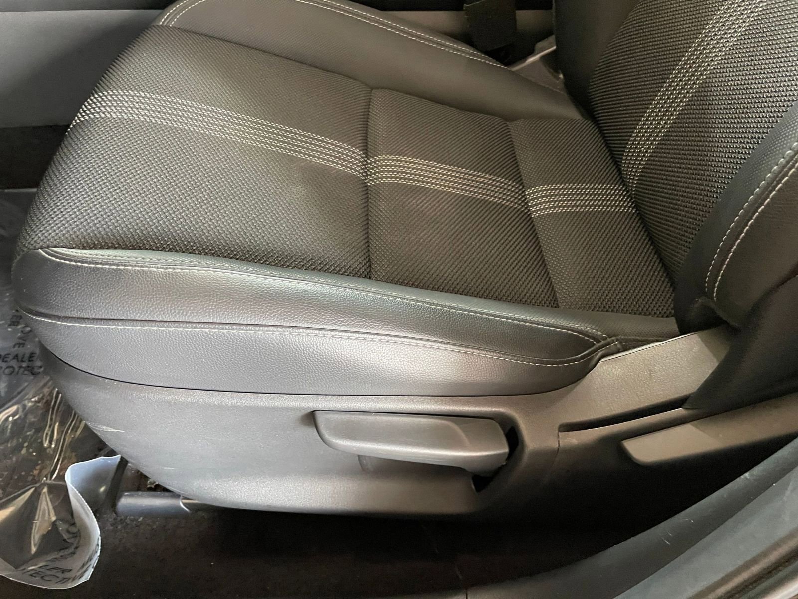 Thumbnail: 2025 Mazda CX-50 - 23