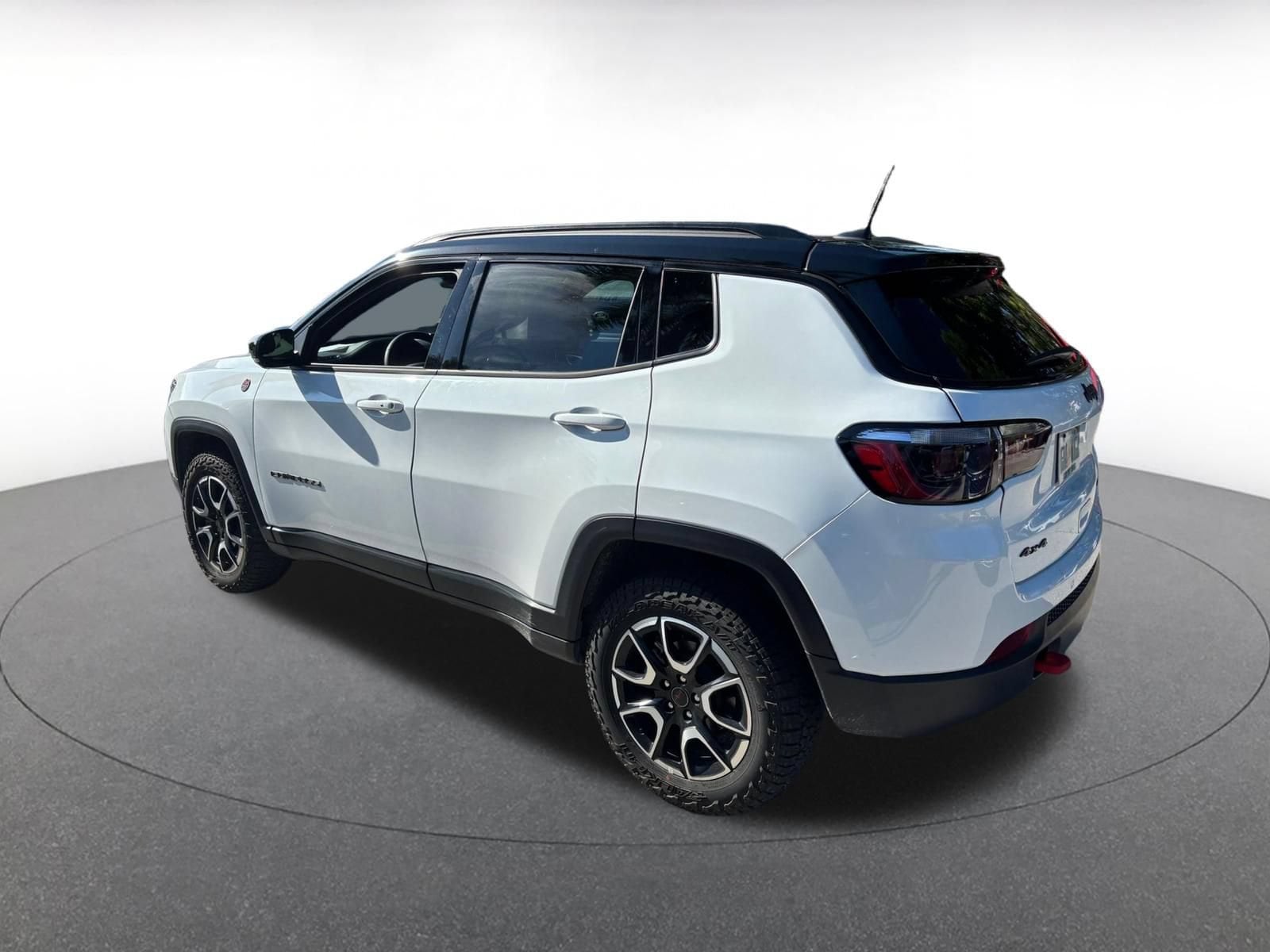 Thumbnail: 2025 Jeep Compass - 14
