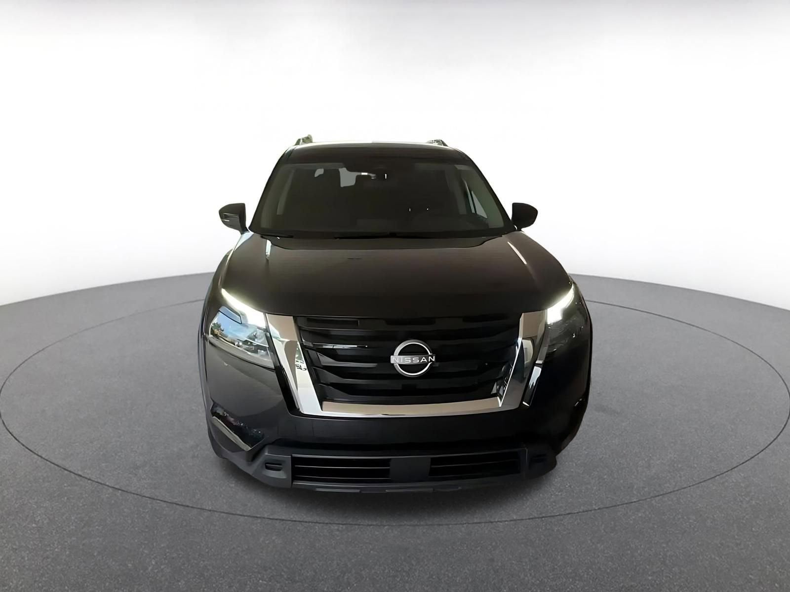 Thumbnail: 2025 Nissan Pathfinder - 4
