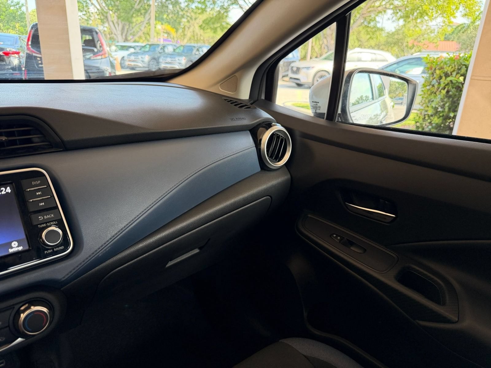 Thumbnail: 2025 Nissan Versa - 25