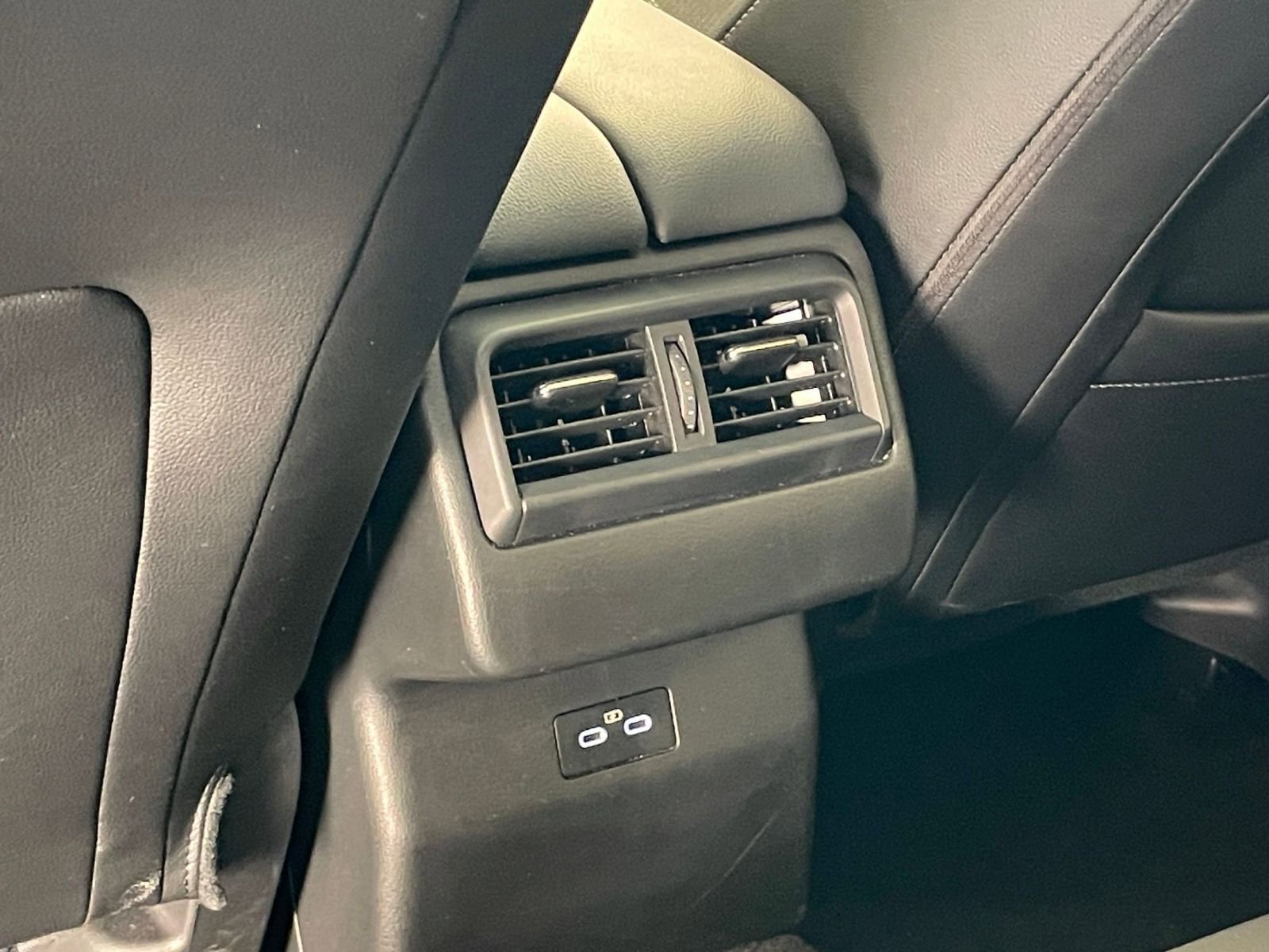 Thumbnail: 2025 Mazda CX-50 - 23