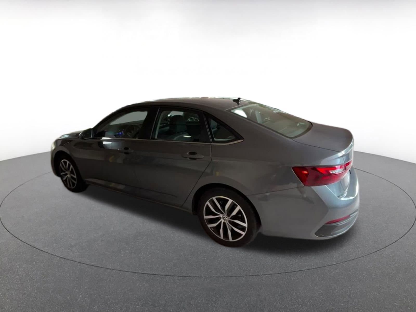 Thumbnail: 2025 Volkswagen Jetta - 10