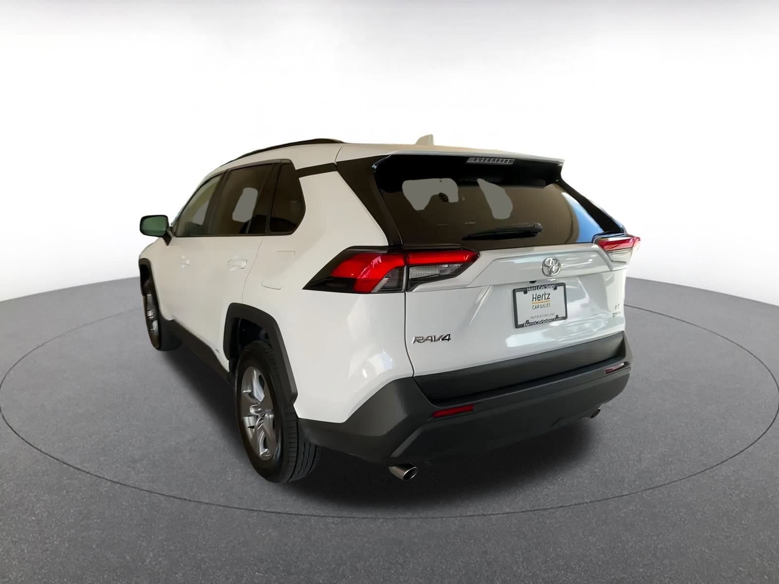 Thumbnail: 2025 Toyota RAV4 - 11