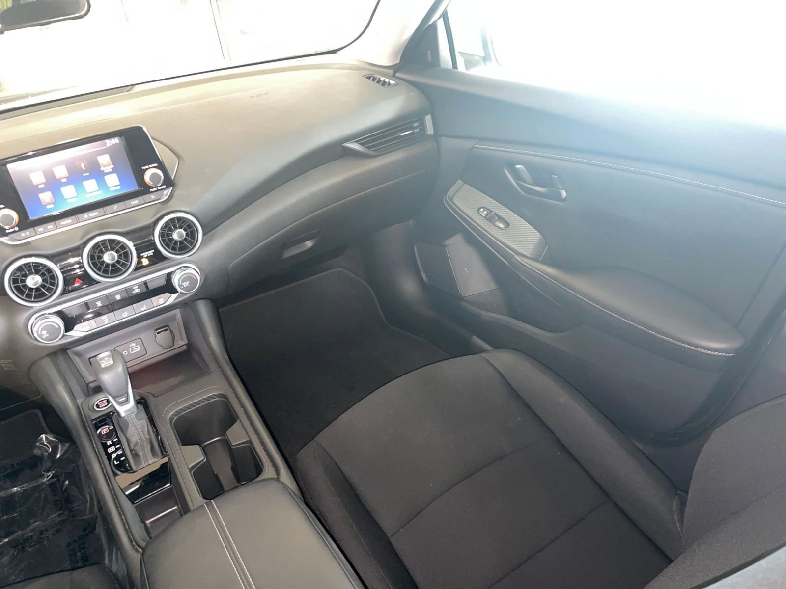 Thumbnail: 2025 Nissan Sentra - 33