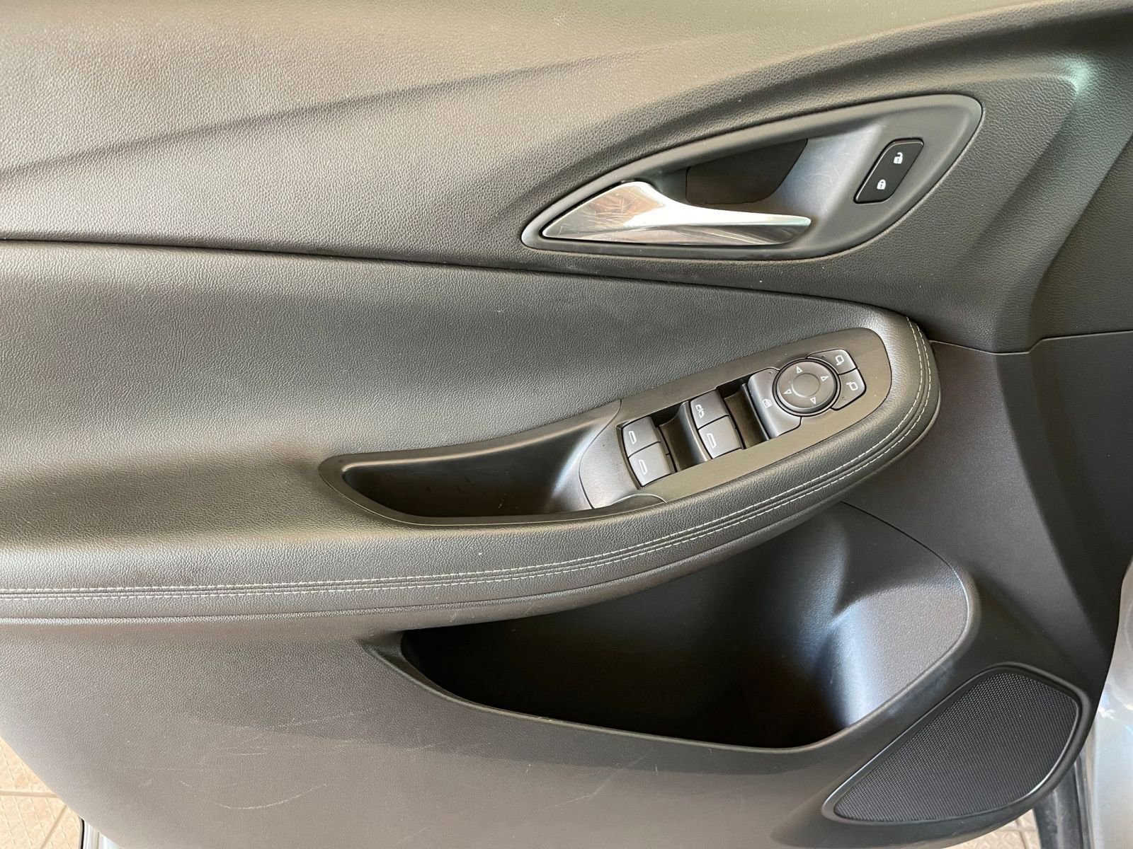 Thumbnail: 2025 Buick Encore GX - 18