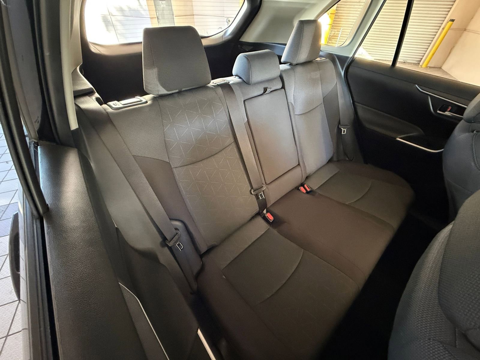 Thumbnail: 2025 Toyota RAV4 - 33