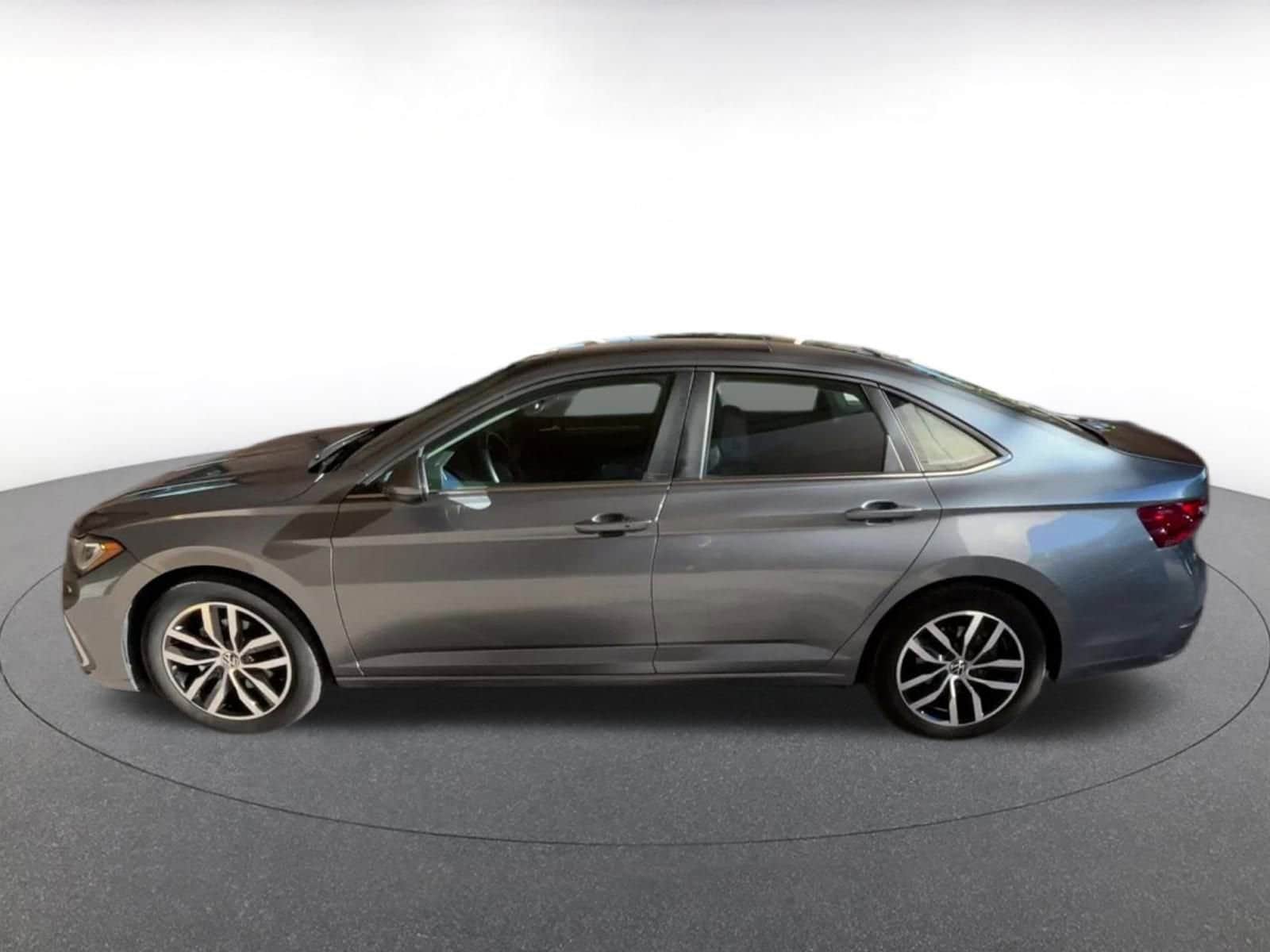 Thumbnail: 2025 Volkswagen Jetta - 9