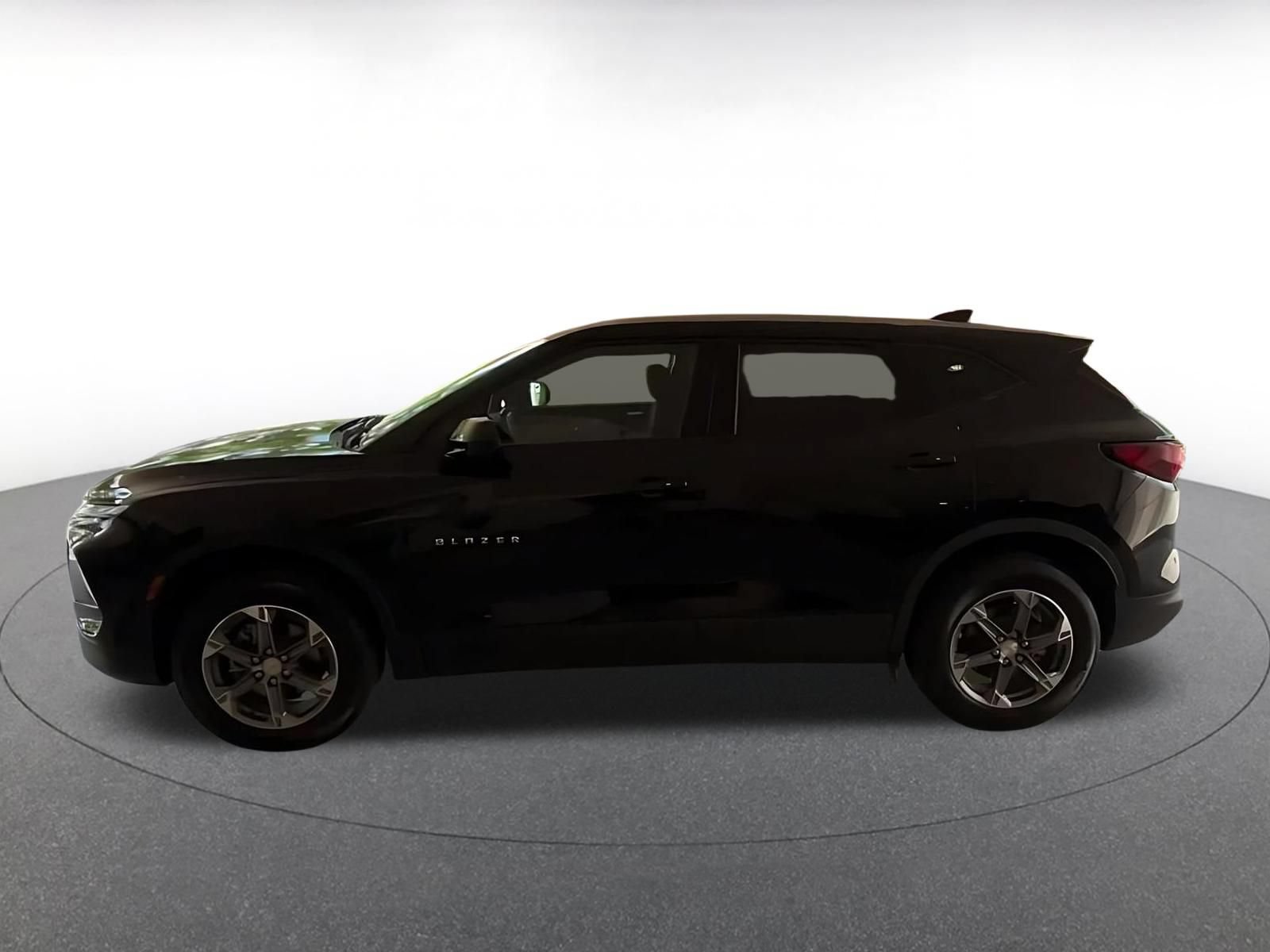 Thumbnail: 2026 Chevrolet Blazer - 9
