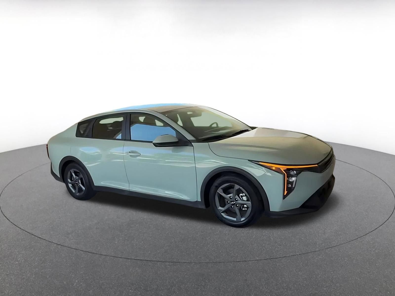 Thumbnail: 2025 Kia K4 - 2