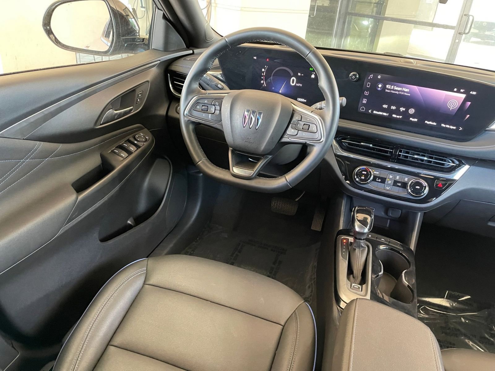 Thumbnail: 2025 Buick Envista - 34