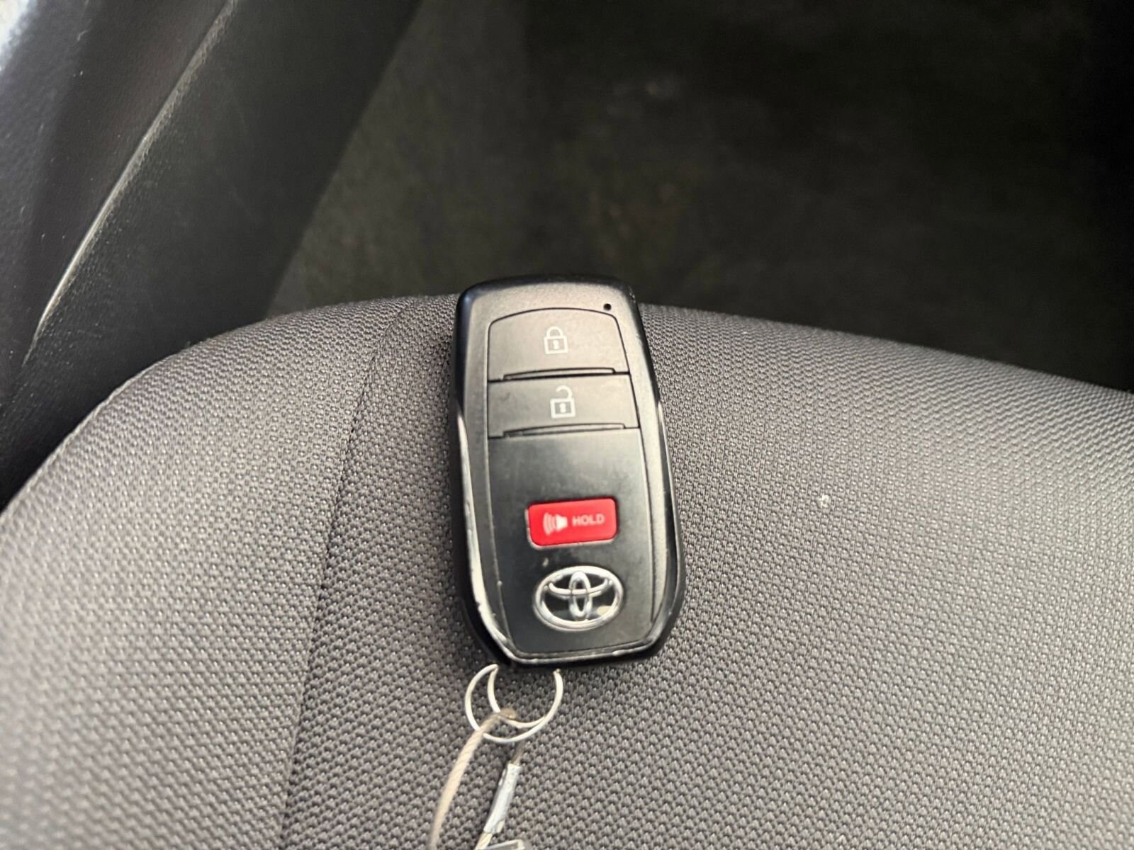 Thumbnail: 2025 Toyota Corolla Cross - 18