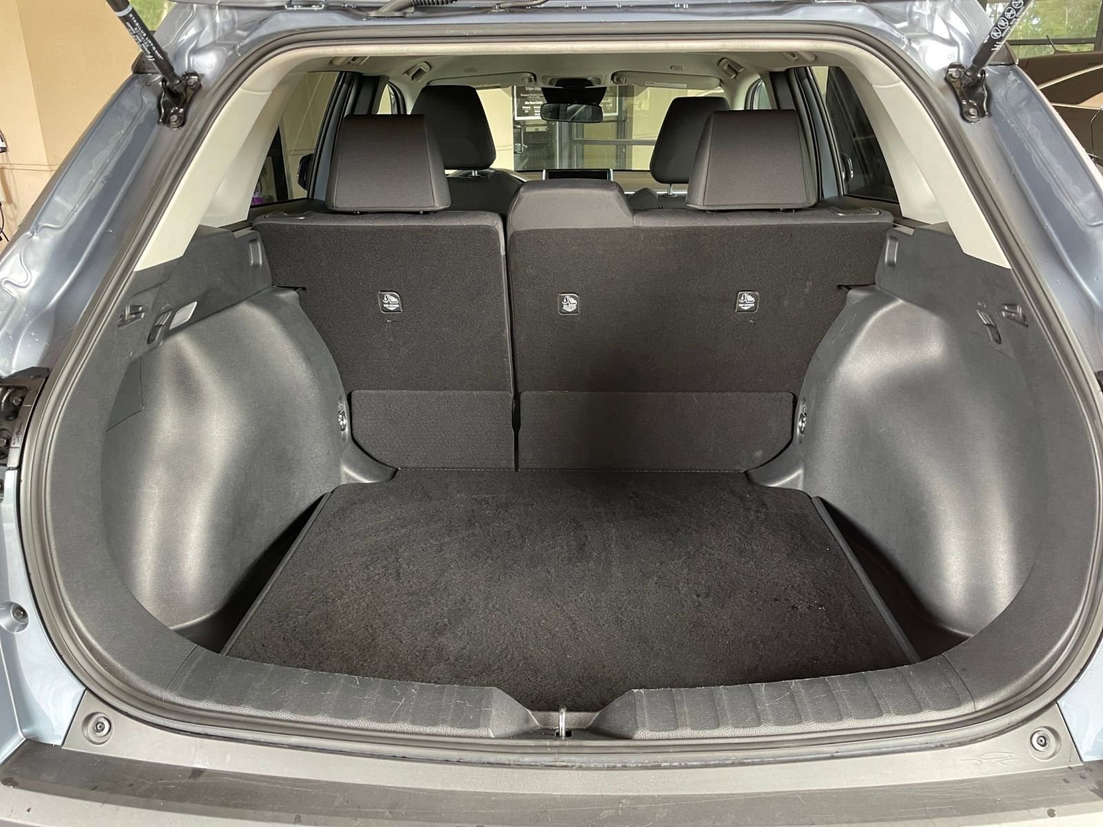 Thumbnail: 2025 Toyota Corolla Cross - 29