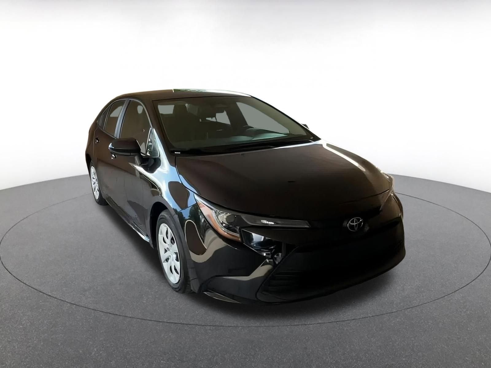 Thumbnail: 2025 Toyota Corolla - 3