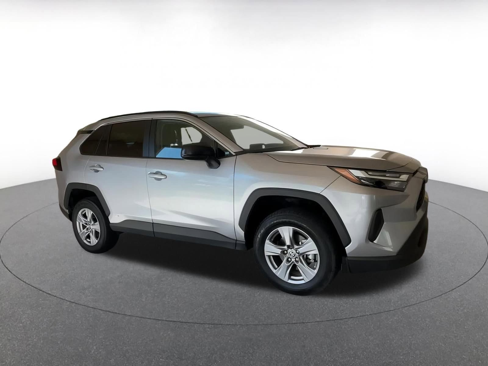 Thumbnail: 2025 Toyota RAV4 - 2