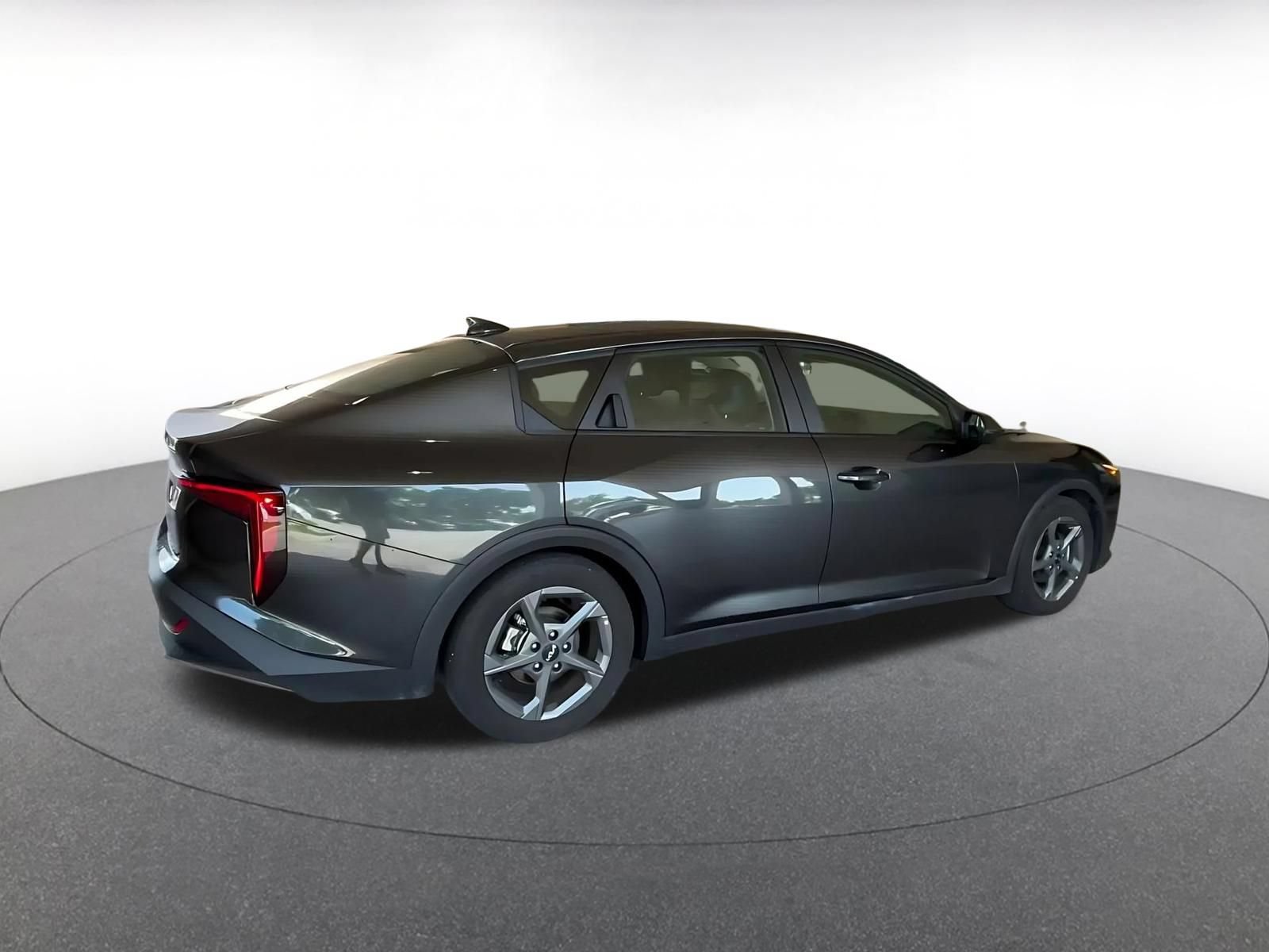 Thumbnail: 2025 Kia K4 - 15