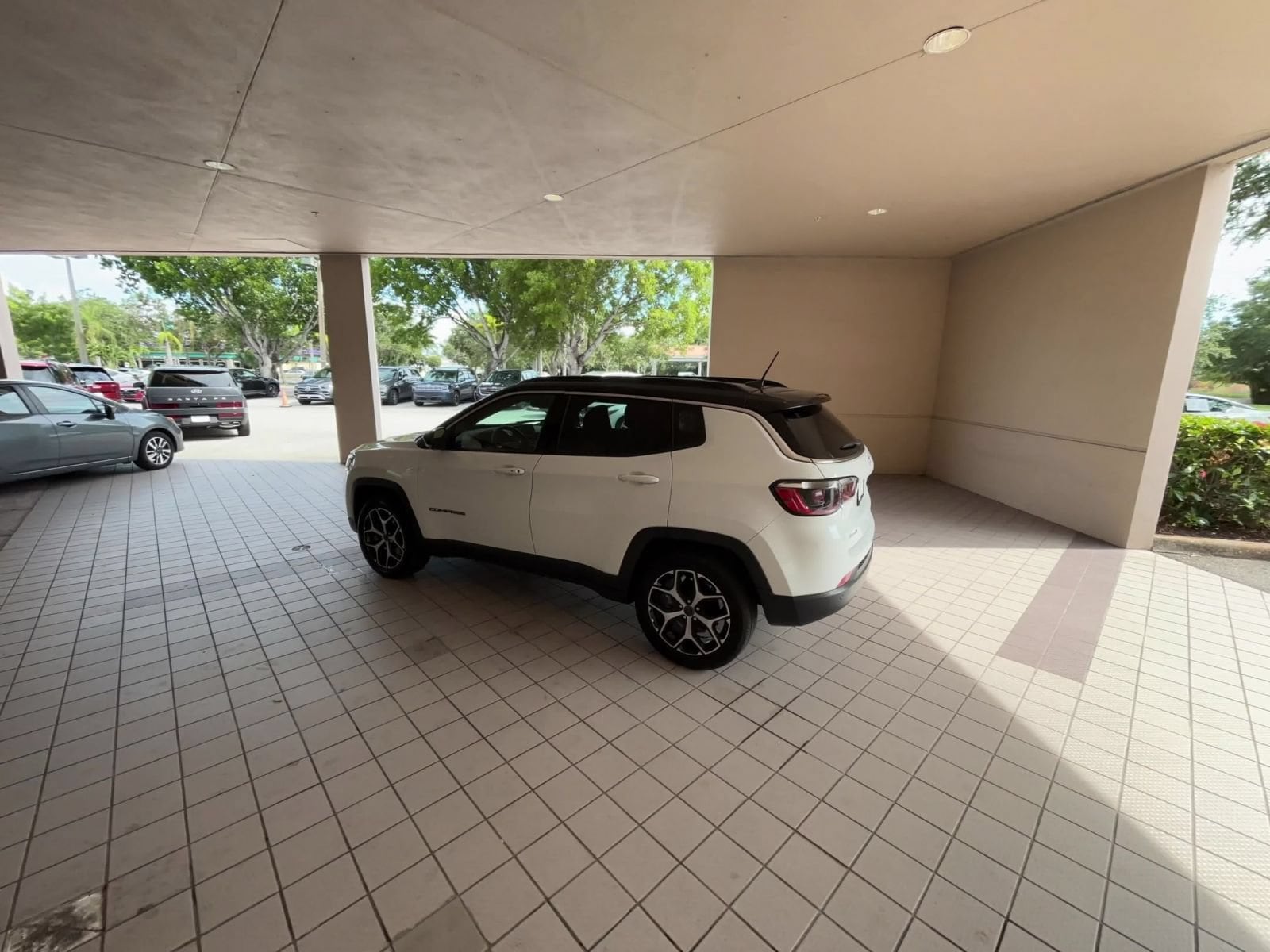 Thumbnail: 2025 Jeep Compass - 9