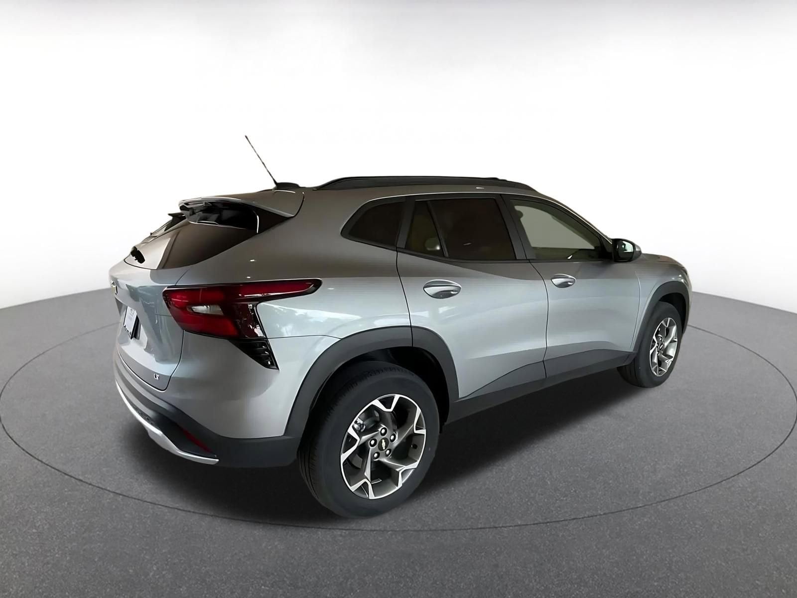 Thumbnail: 2025 Chevrolet Trax - 15