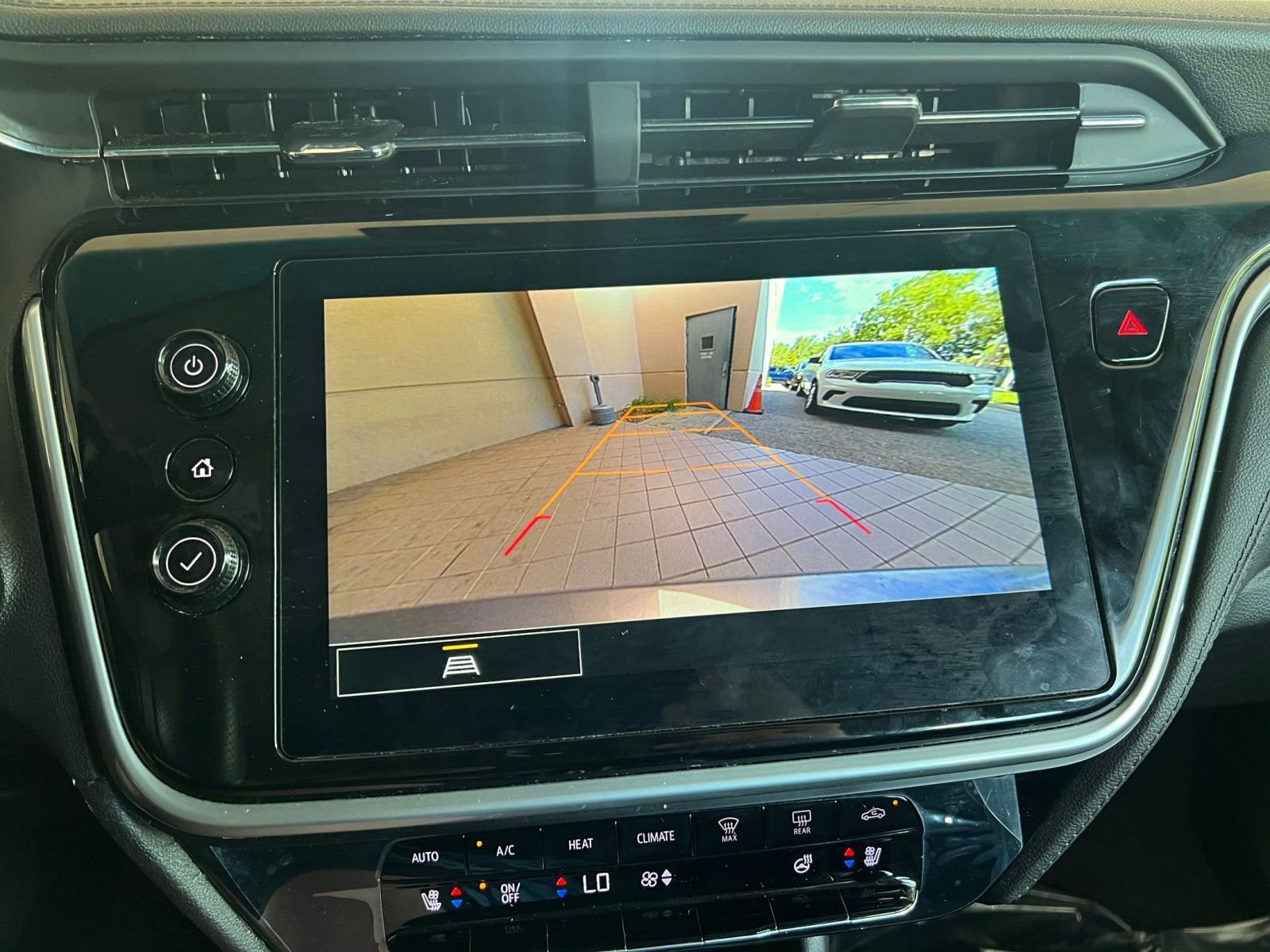 Thumbnail: 2023 Chevrolet Bolt EV - 18
