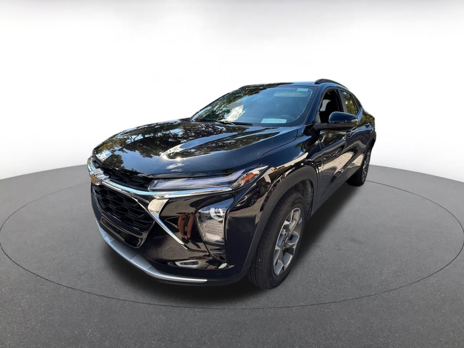 Thumbnail: 2025 Chevrolet Trax - 9