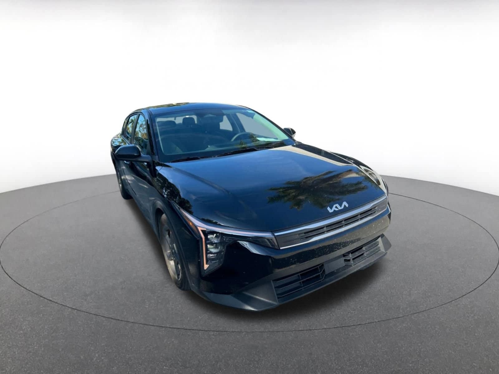 Thumbnail: 2025 Kia K4 - 1