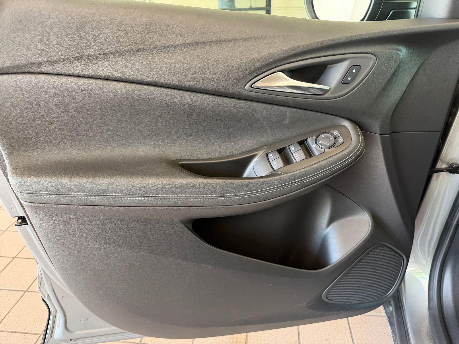 Thumbnail: 2025 Buick Encore GX - 18