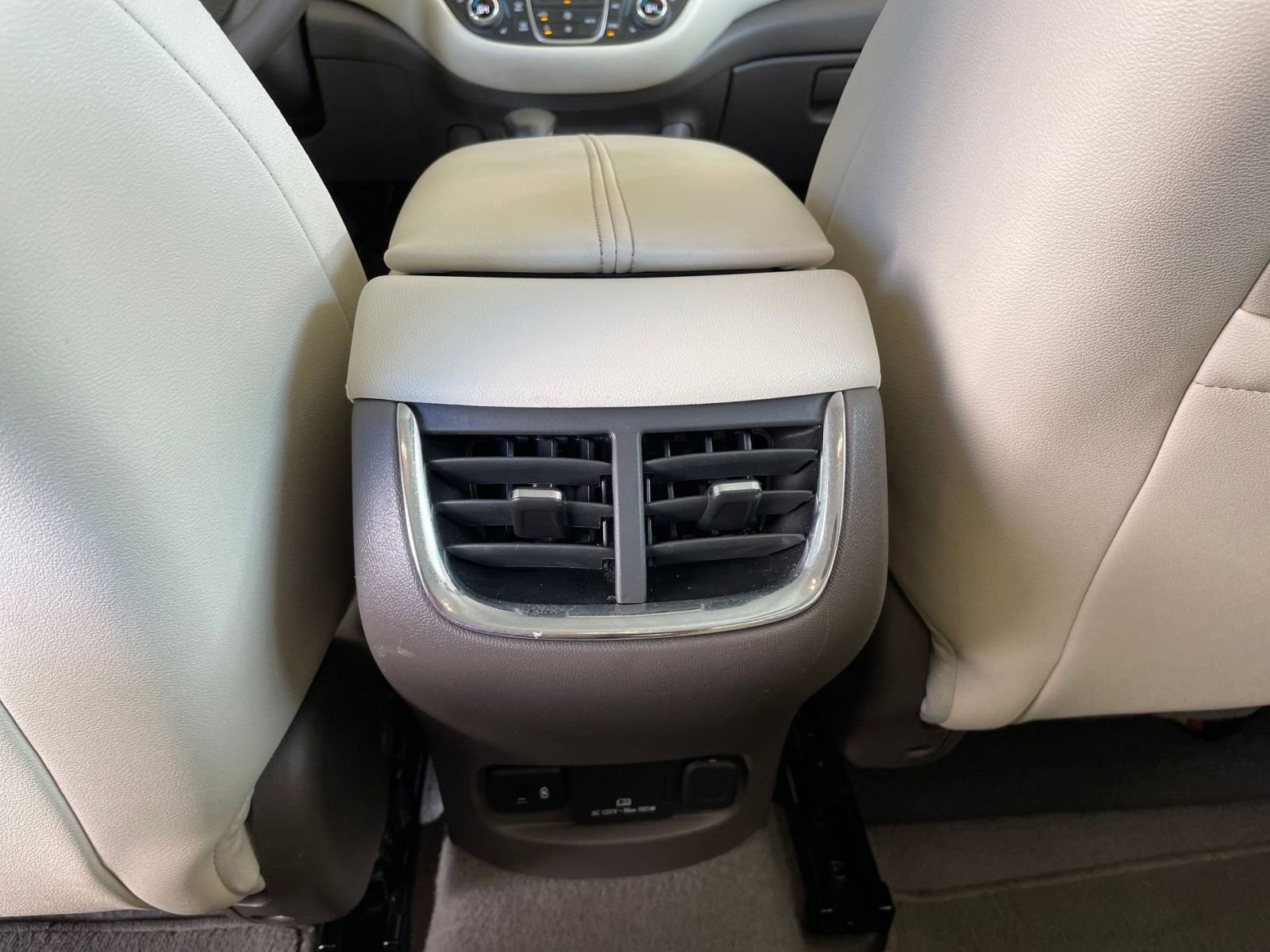 Thumbnail: 2024 Chevrolet Malibu - 24