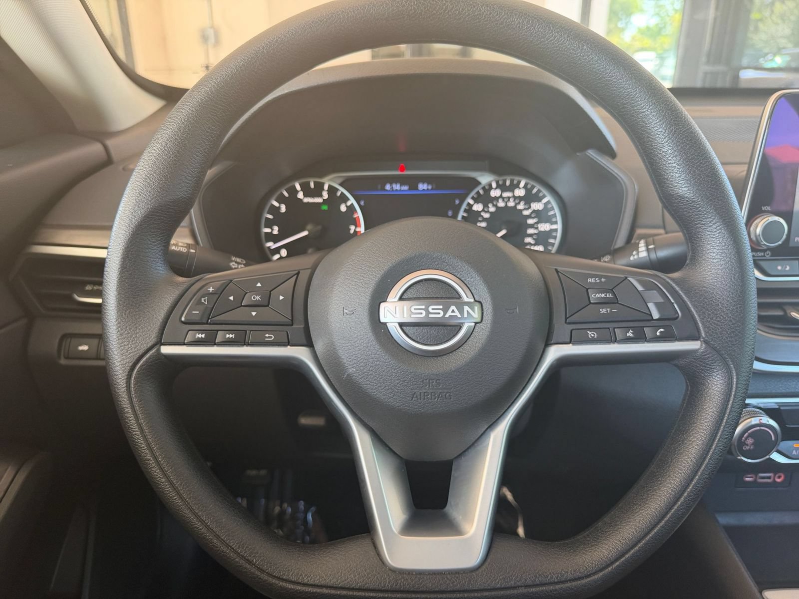 Thumbnail: 2025 Nissan Altima - 25