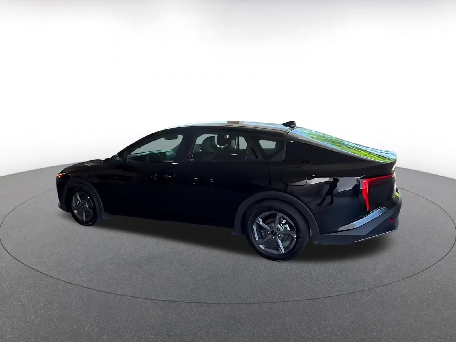 Thumbnail: 2025 Kia K4 - 8