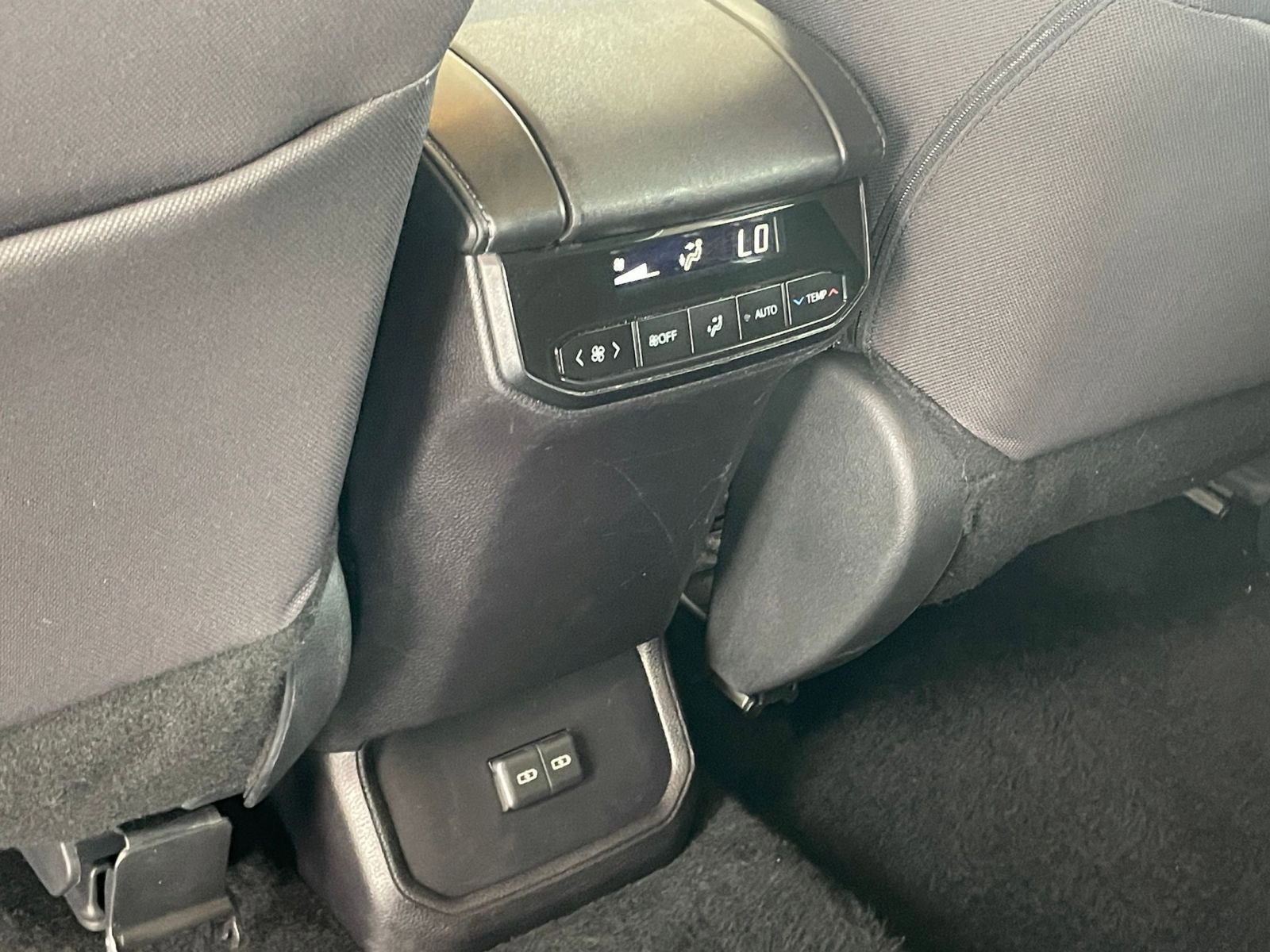 Thumbnail: 2025 Toyota Highlander - 24