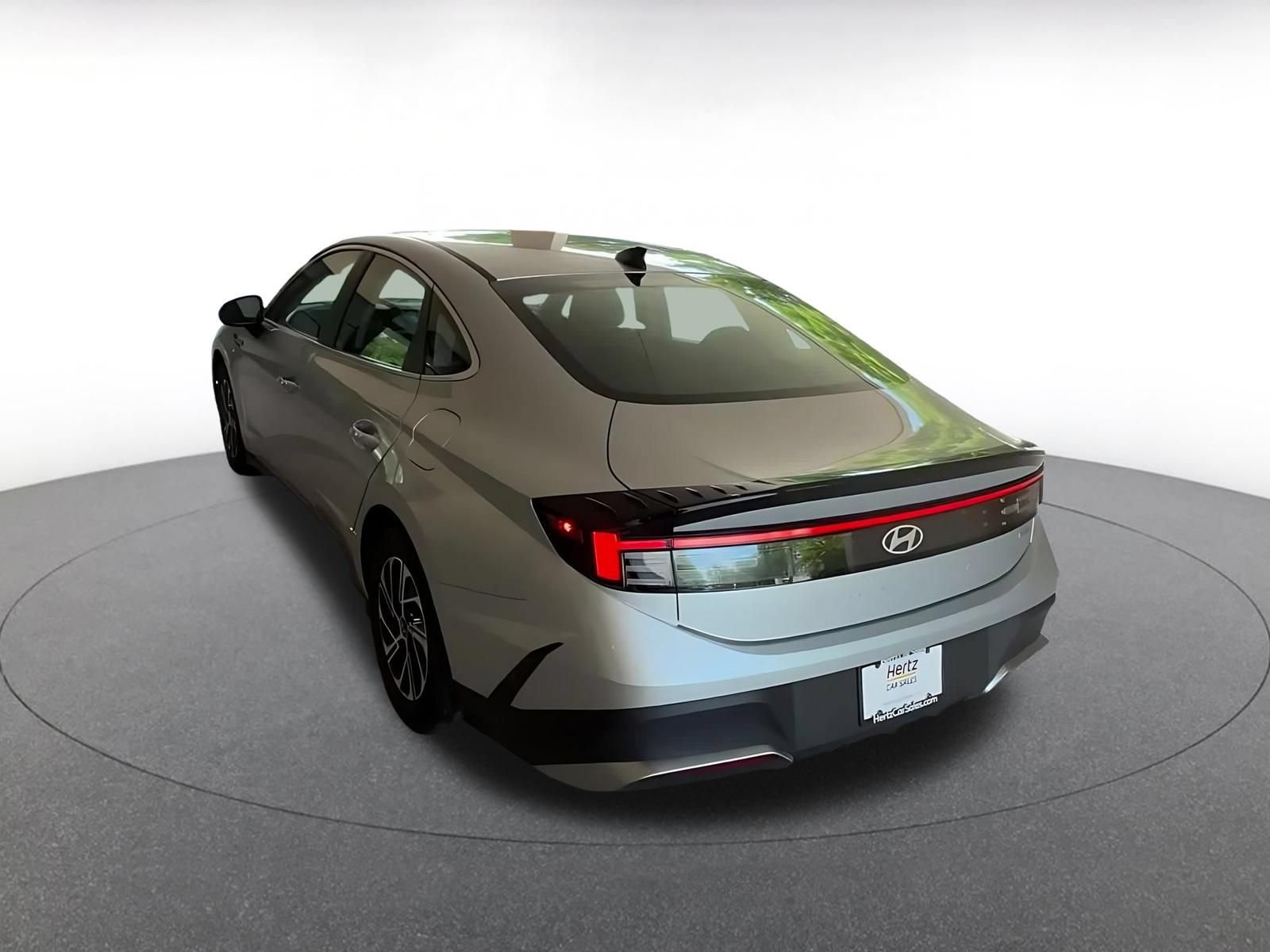 Thumbnail: 2026 Hyundai Sonata - 11