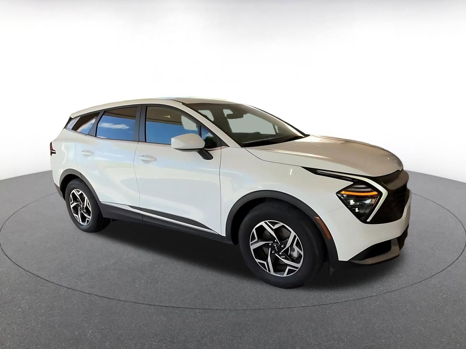 Thumbnail: 2025 Kia Sportage - 2