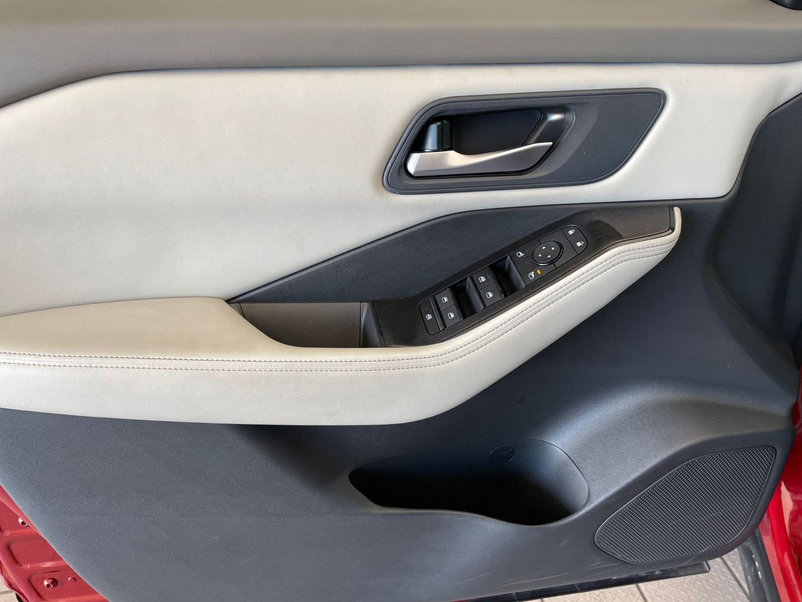 Thumbnail: 2025 Nissan Rogue - 18