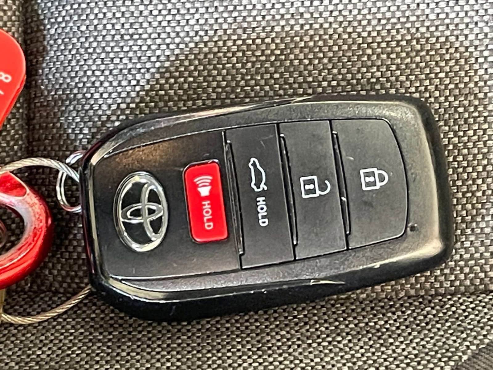 Thumbnail: 2025 Toyota Camry - 22