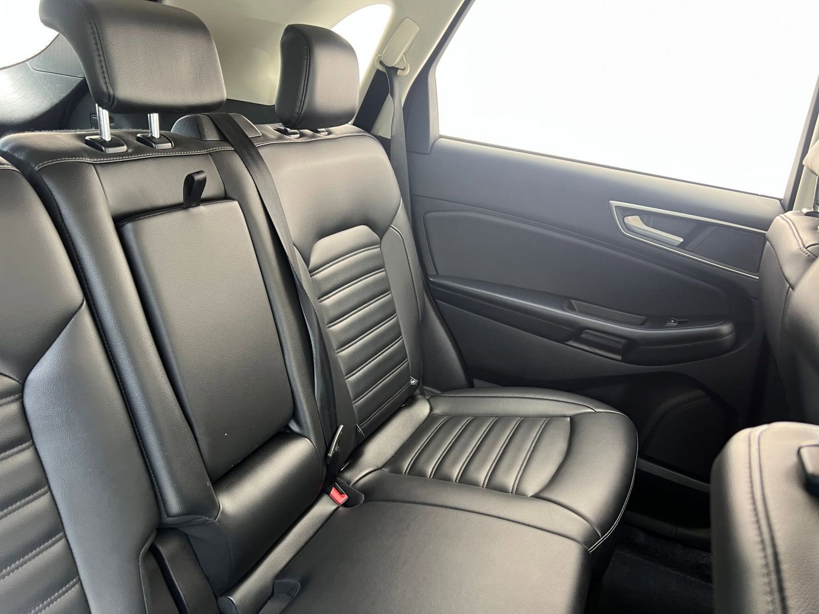 2023 Ford Edge SEL 26