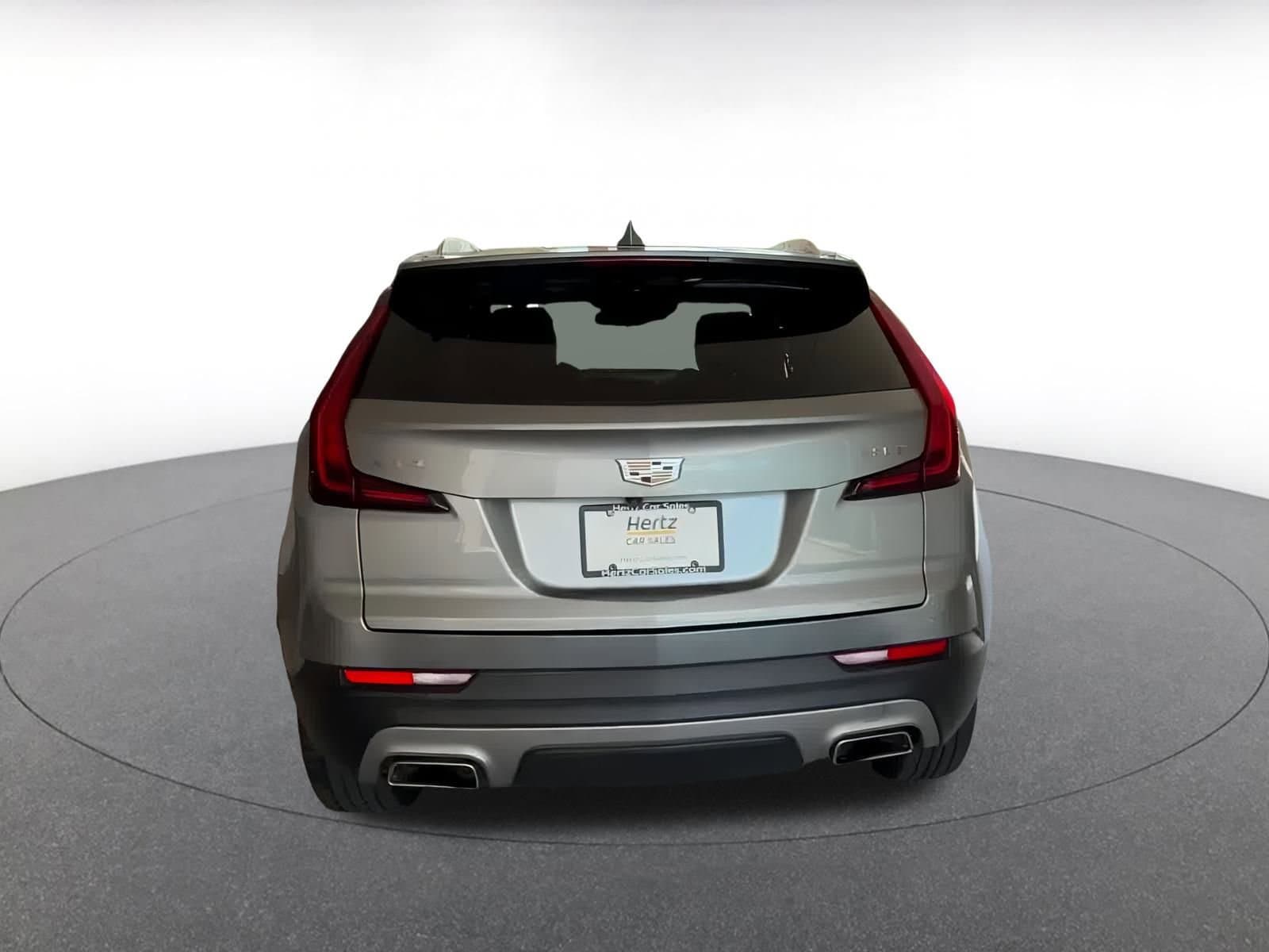 Thumbnail: 2023 Cadillac XT4 - 12