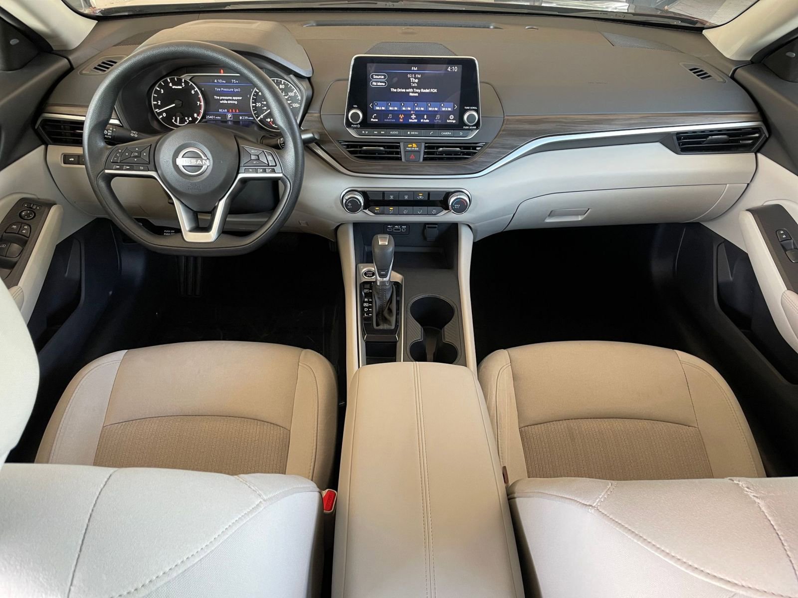 Thumbnail: 2025 Nissan Altima - 33