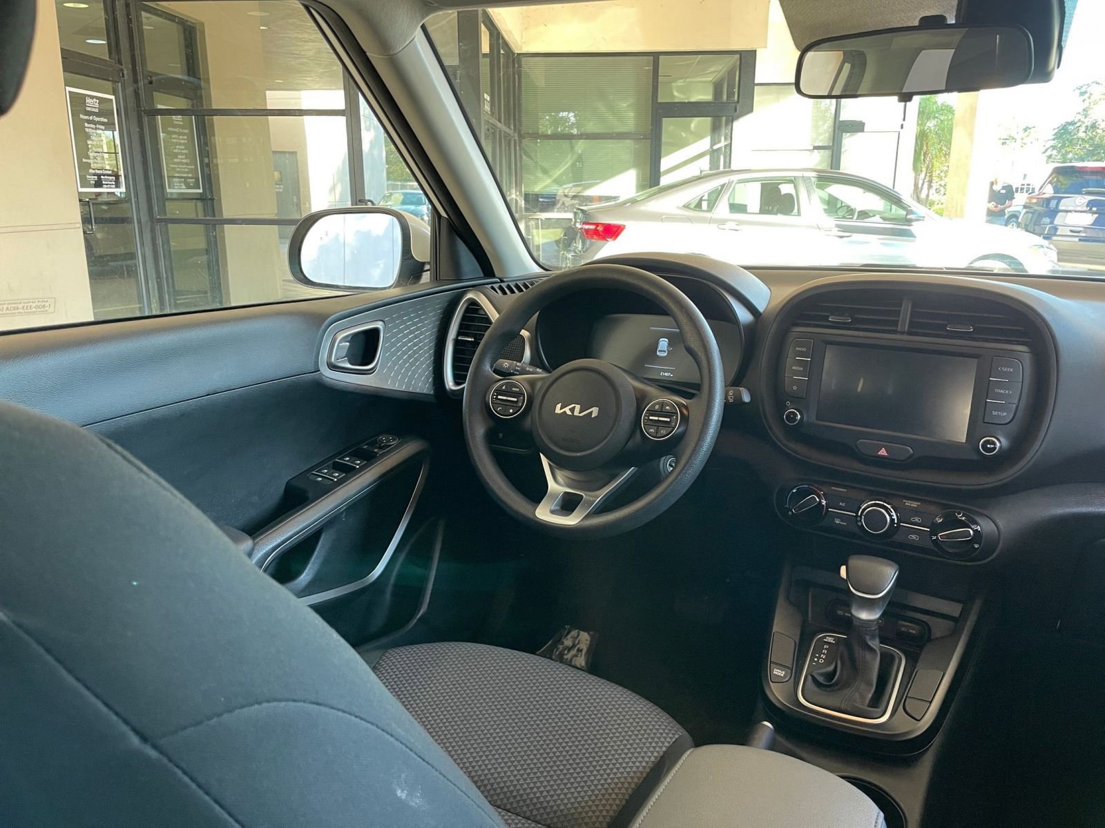 Thumbnail: 2025 Kia Soul - 28