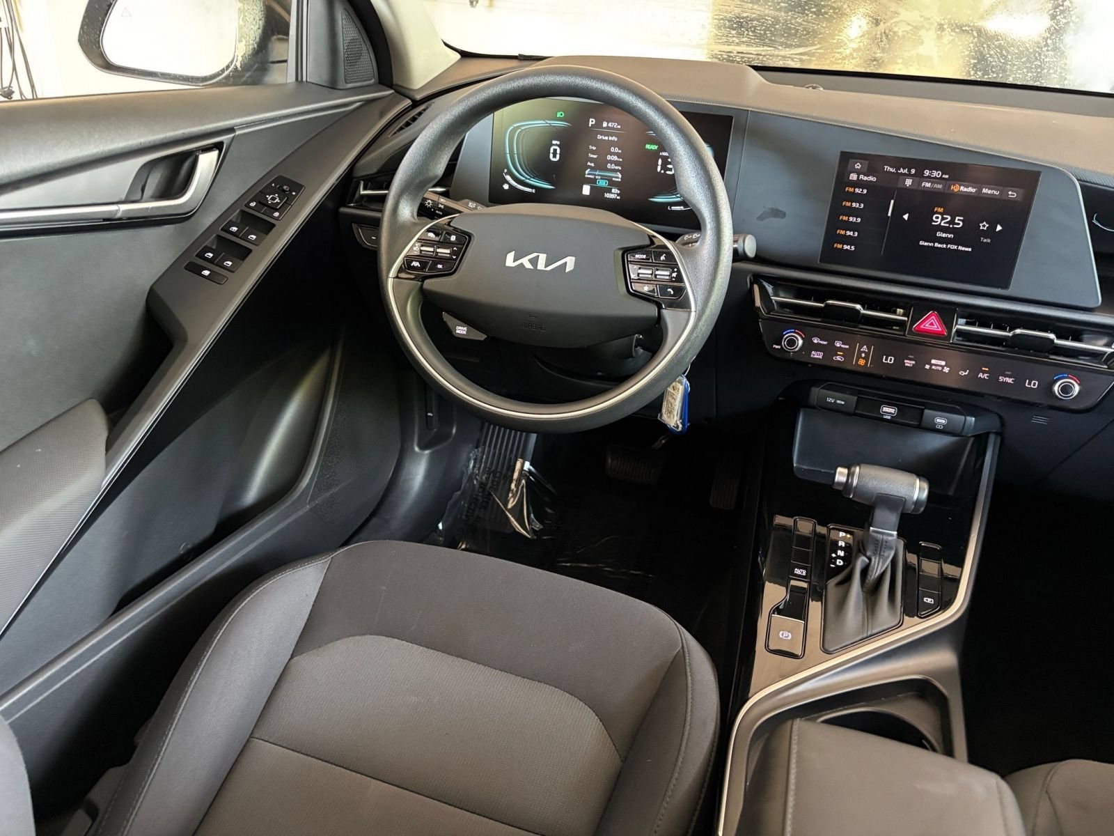 Thumbnail: 2026 Kia Niro - 32