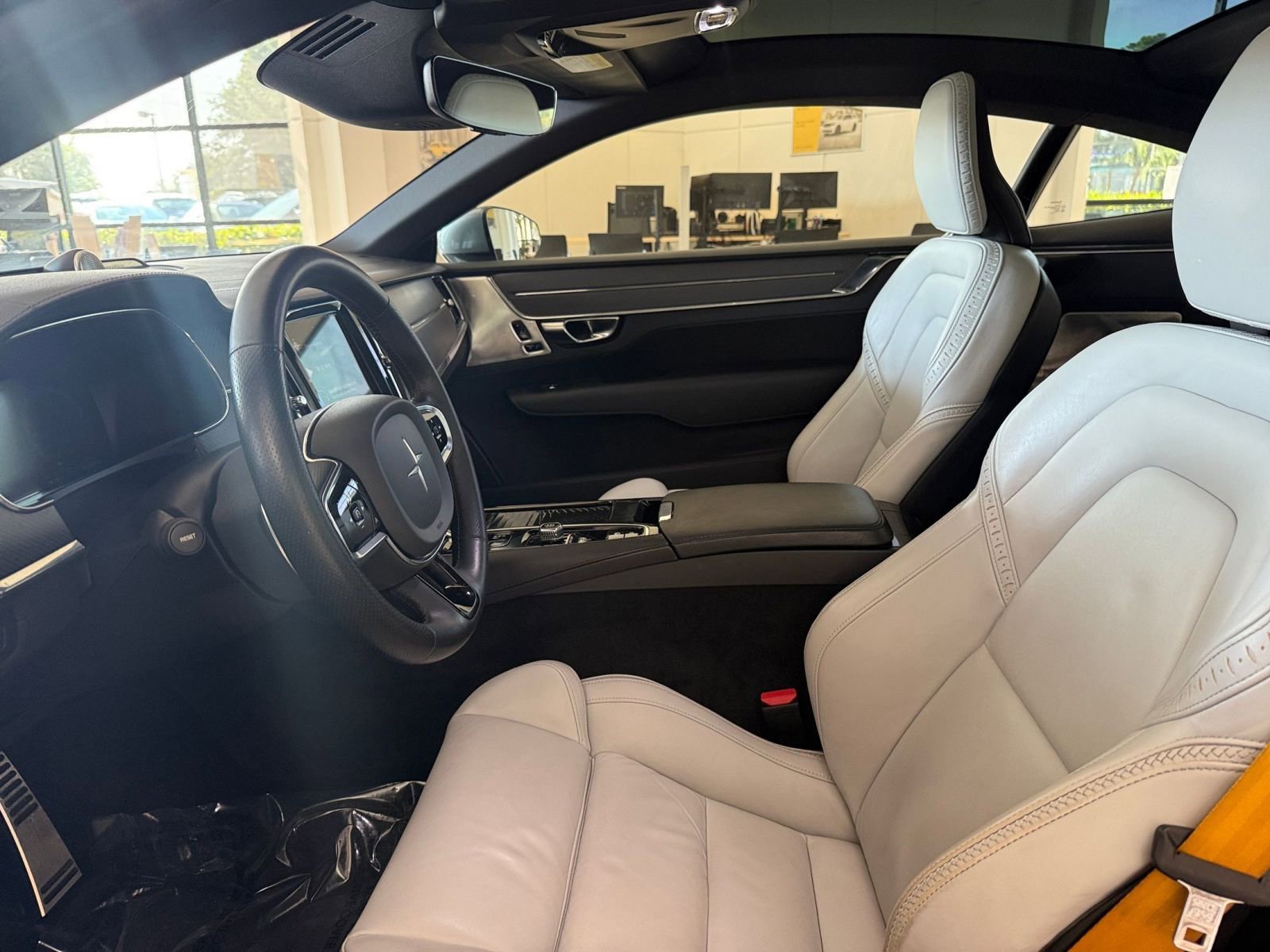 Thumbnail: 2021 Polestar 1 - 21