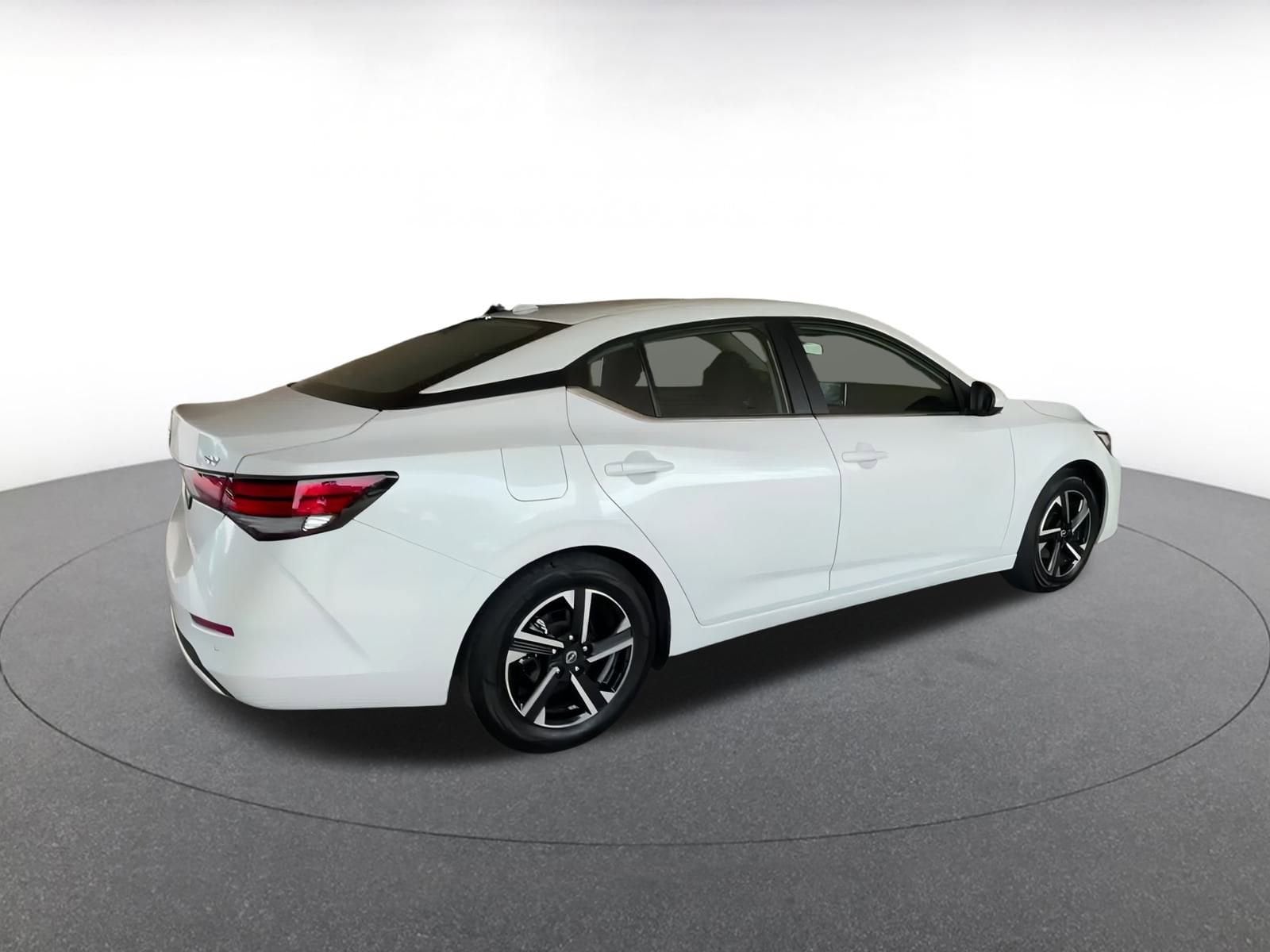 Thumbnail: 2024 Nissan Sentra - 15