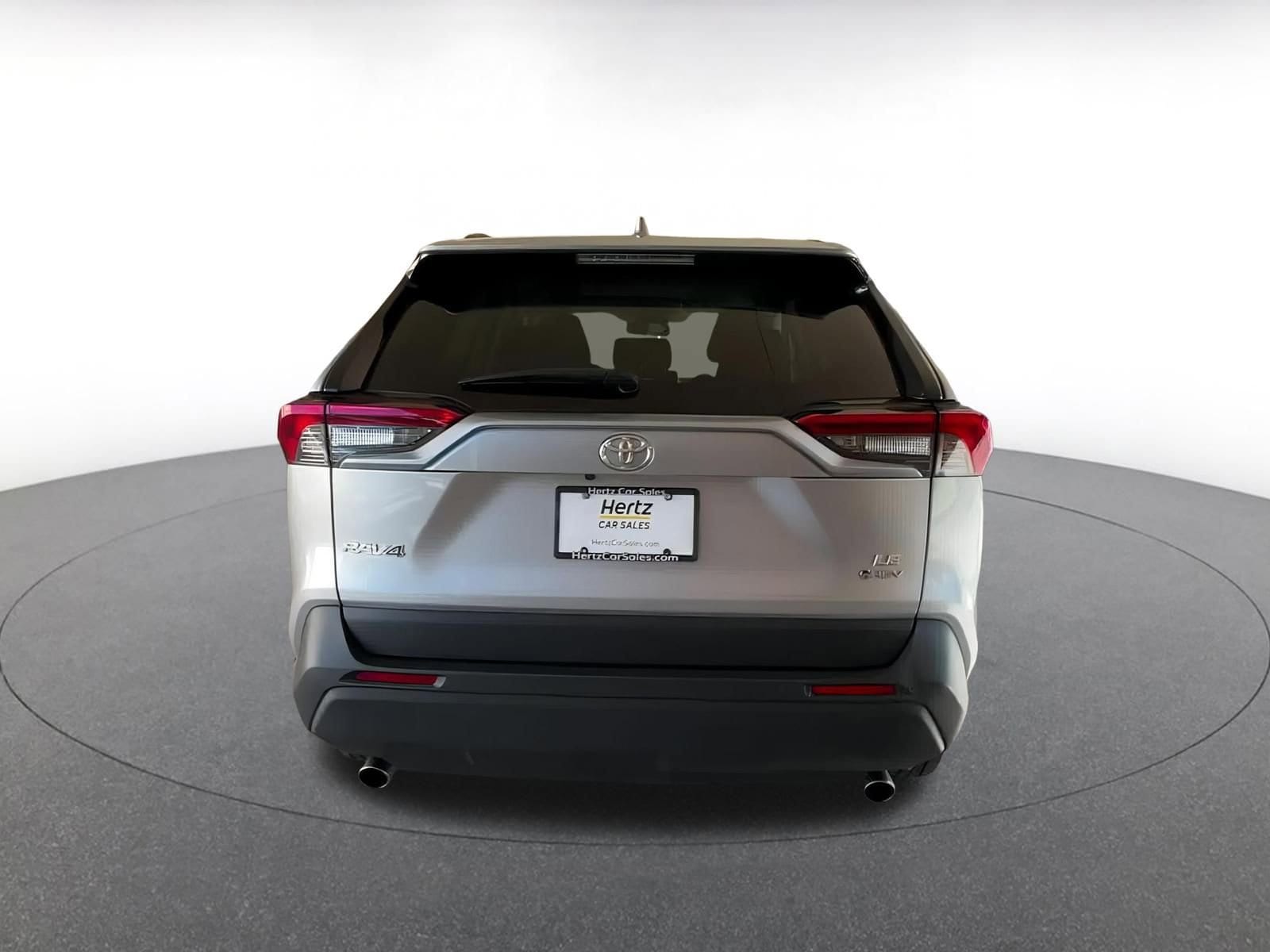 Thumbnail: 2025 Toyota RAV4 - 12