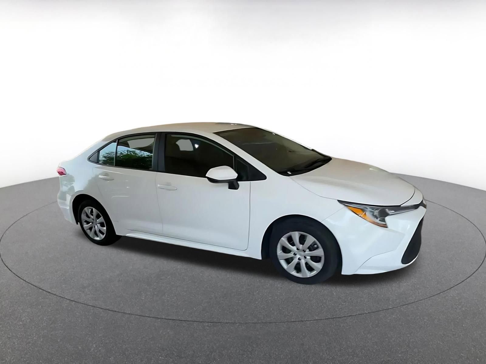 Thumbnail: 2025 Toyota Corolla - 2