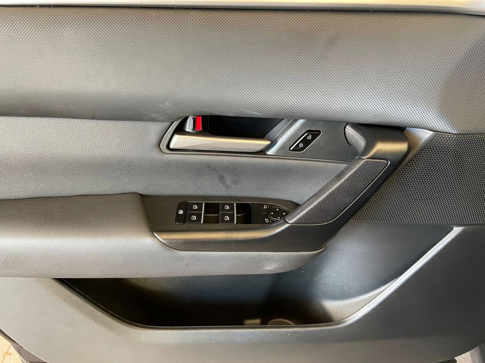 Thumbnail: 2025 Mazda CX-50 - 20