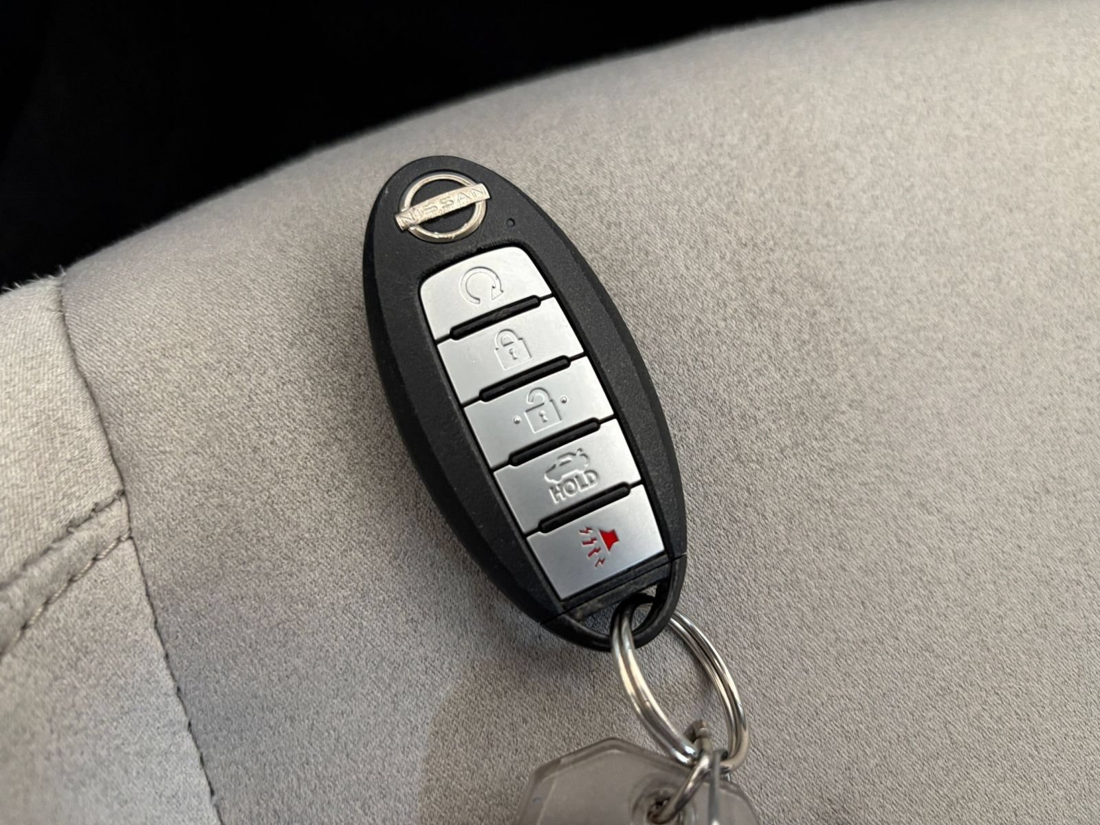 2025 Nissan Altima SV - Photo 24