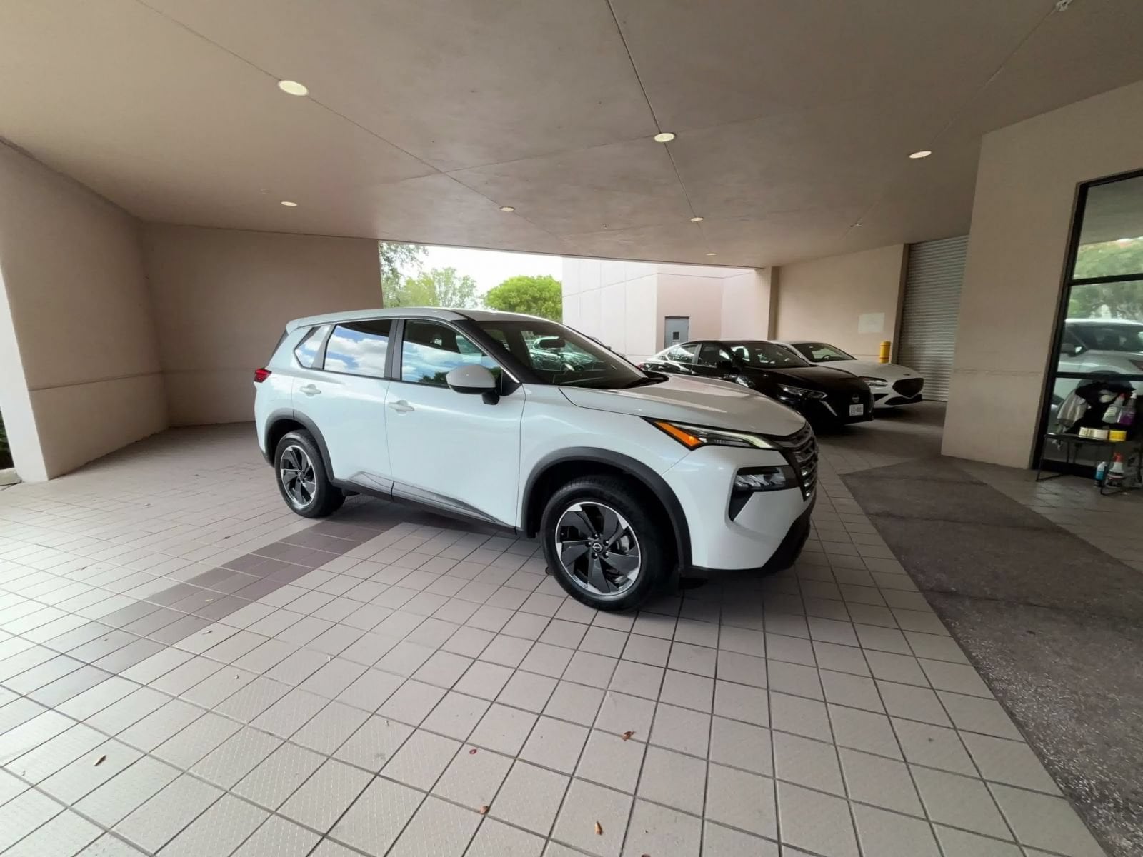Thumbnail: 2025 Nissan Rogue - 2